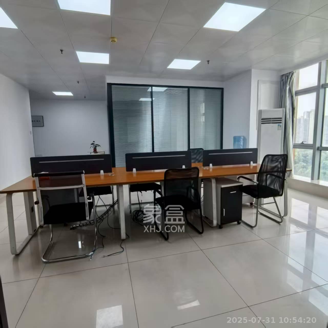 奥克斯缔壹城 1室1厅1卫 5500.0元/月 奥克斯缔壹城 1室1厅1卫 5500.0元/月室内图