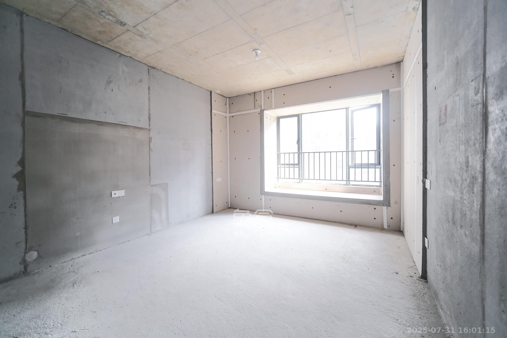 和顺府  4室2厅2卫    115.0万 和顺府  4室2厅2卫    115.0万卧室