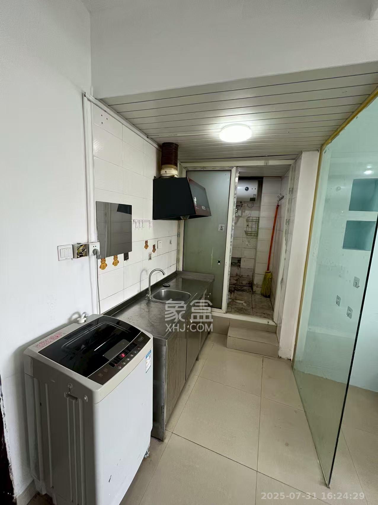 四季美景一、二期 1室1厅1卫 1658.0元/月 四季美景一、二期 1室1厅1卫 1658.0元/月室内图