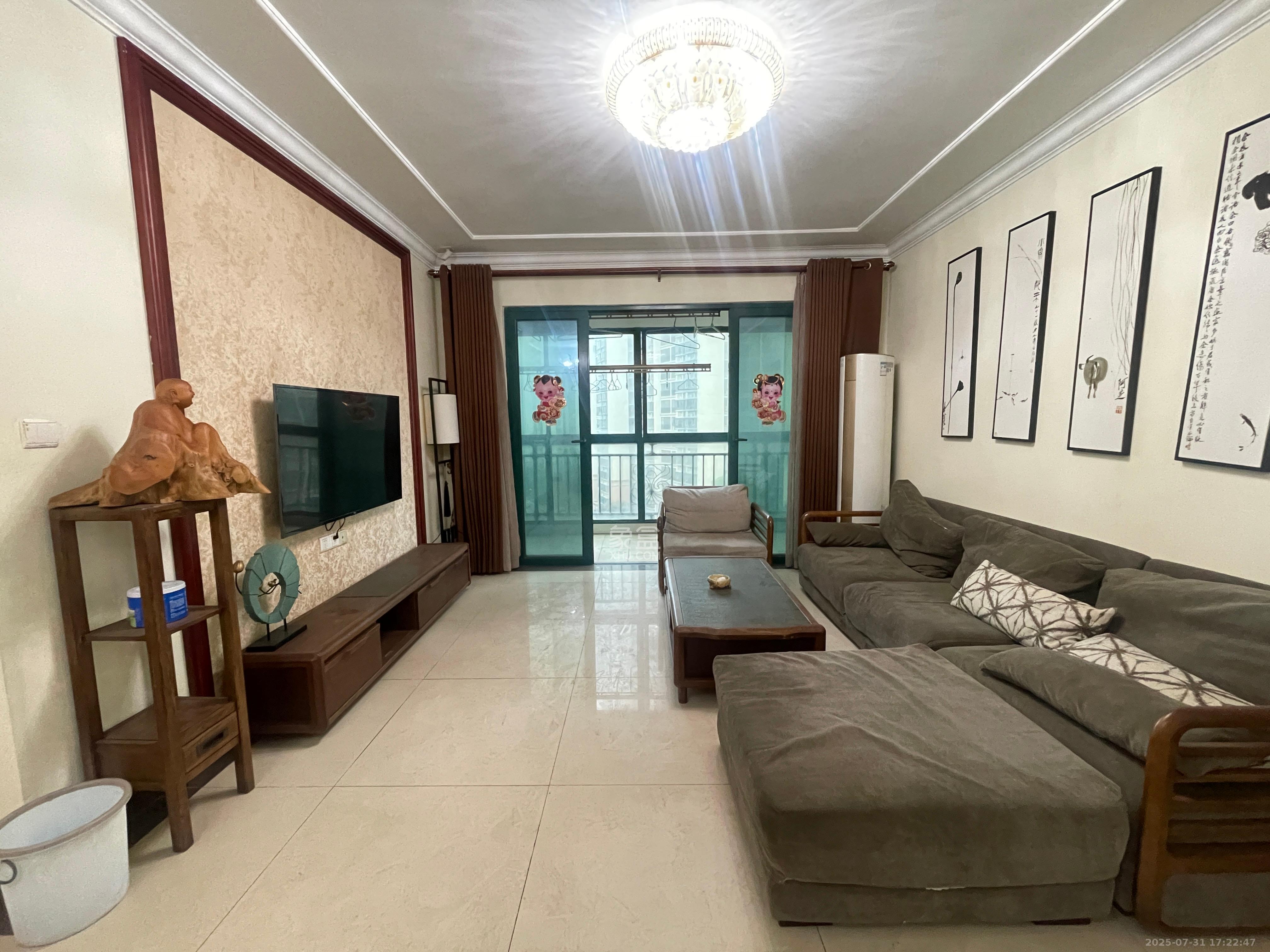 恒大翡翠华庭 3室2厅2卫 2600.0元/月 恒大翡翠华庭 3室2厅2卫 2600.0元/月户型图