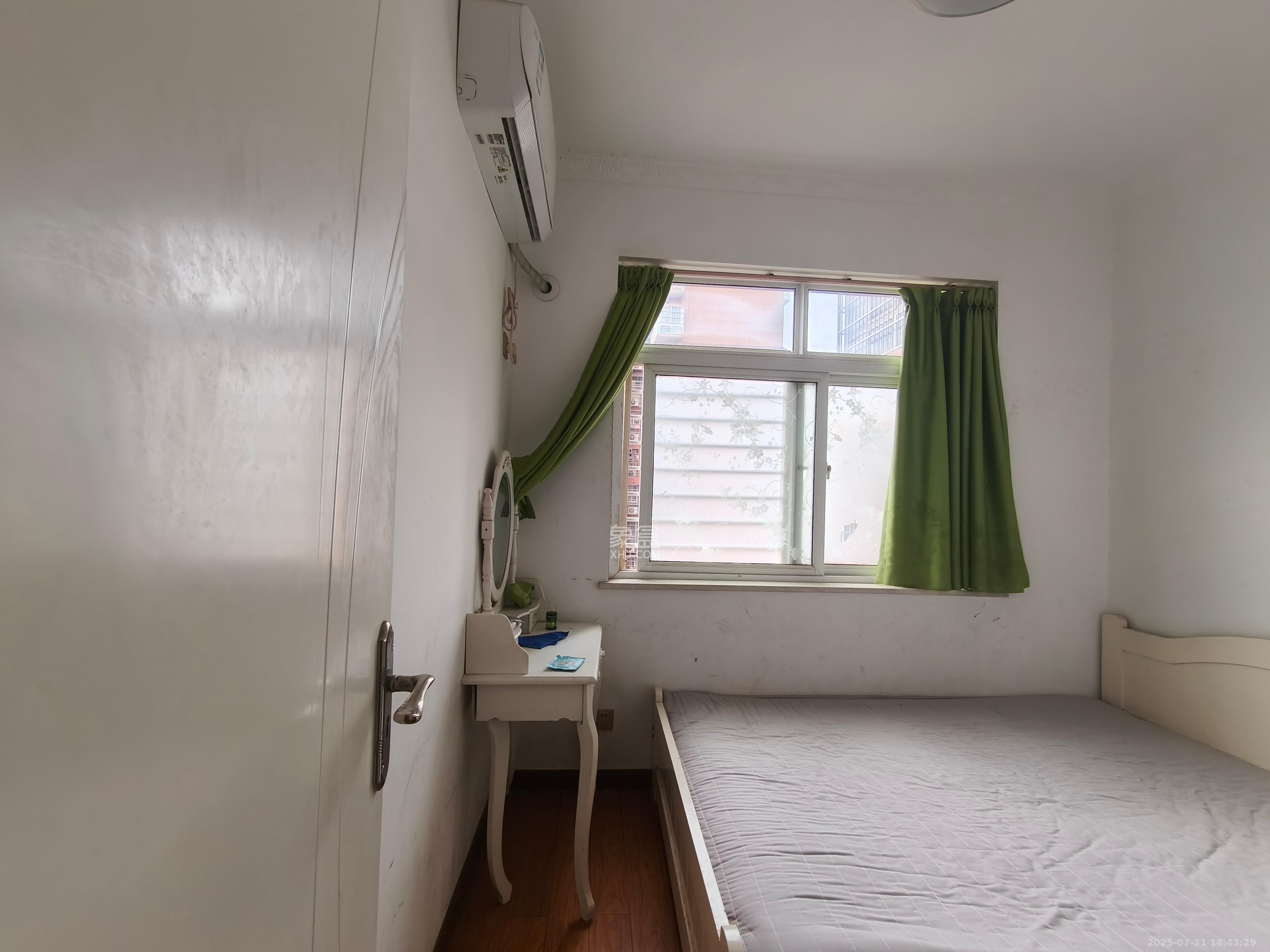 凯富南方鑫城  3室2厅1卫    1700.0元/月室内图