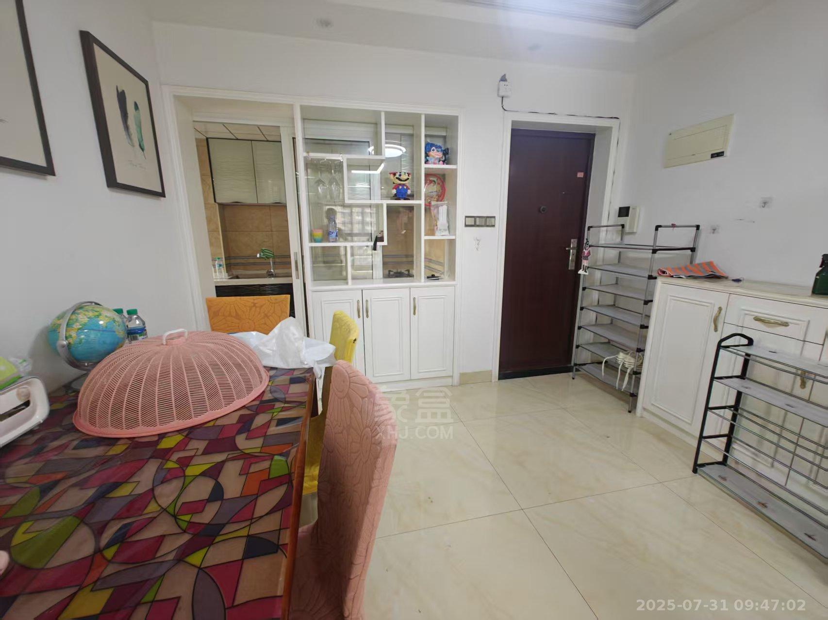 中建御山和苑 3室2厅1卫 1800.0元/月 中建御山和苑 3室2厅1卫 1800.0元/月室内图