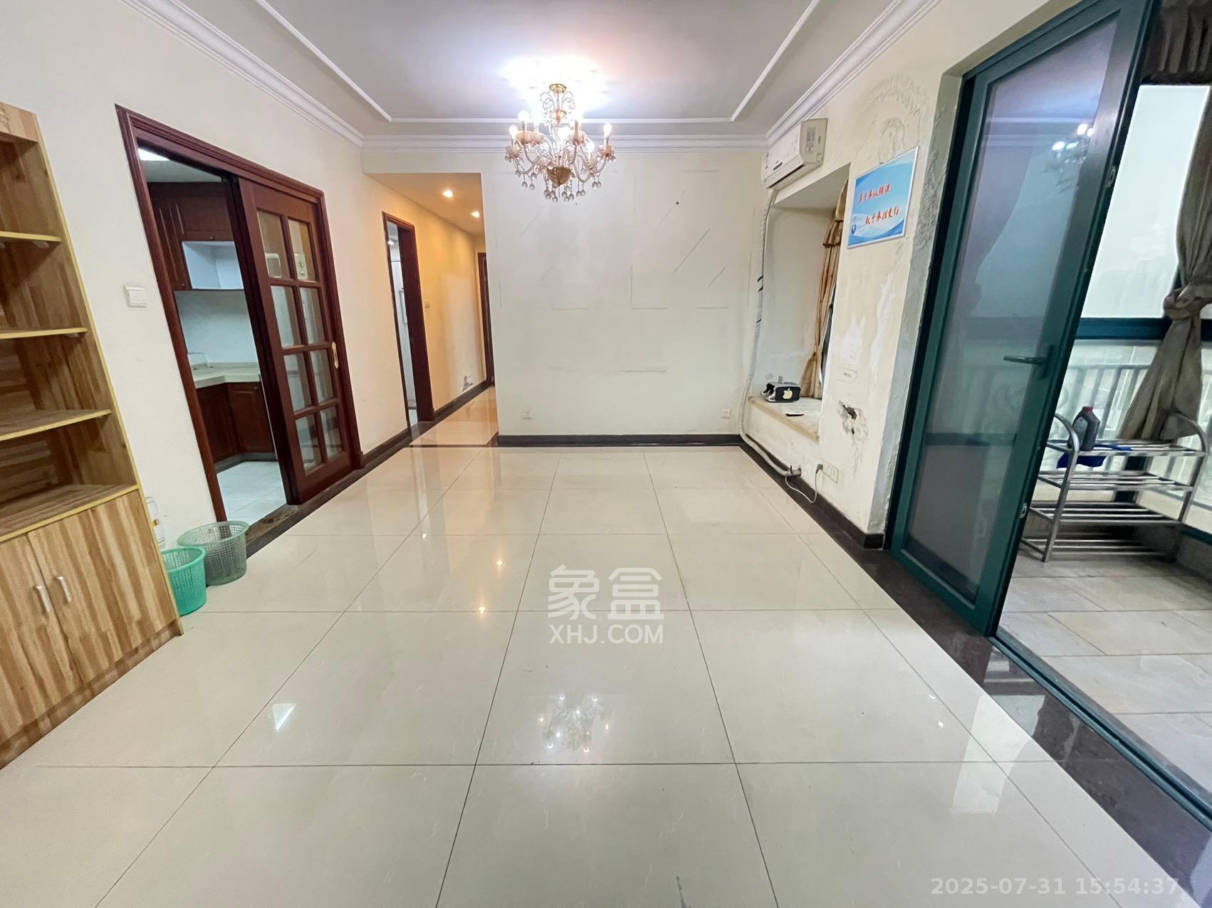 恒大绿洲 3室2厅2卫 2100.0元/月 恒大绿洲 3室2厅2卫 2100.0元/月室内图