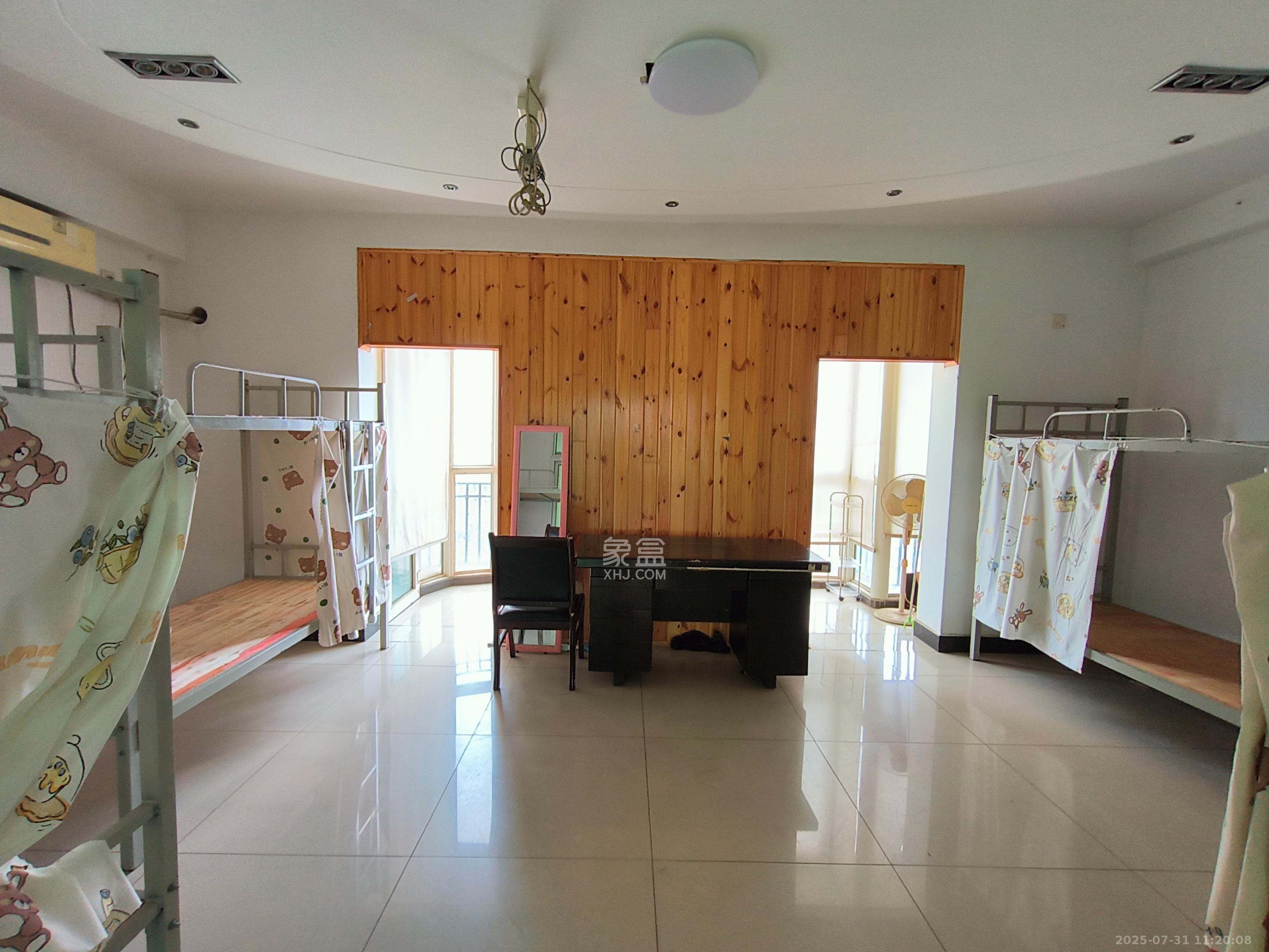 维一星城 4室1厅2卫 3700.0元/月 维一星城 4室1厅2卫 3700.0元/月室内图