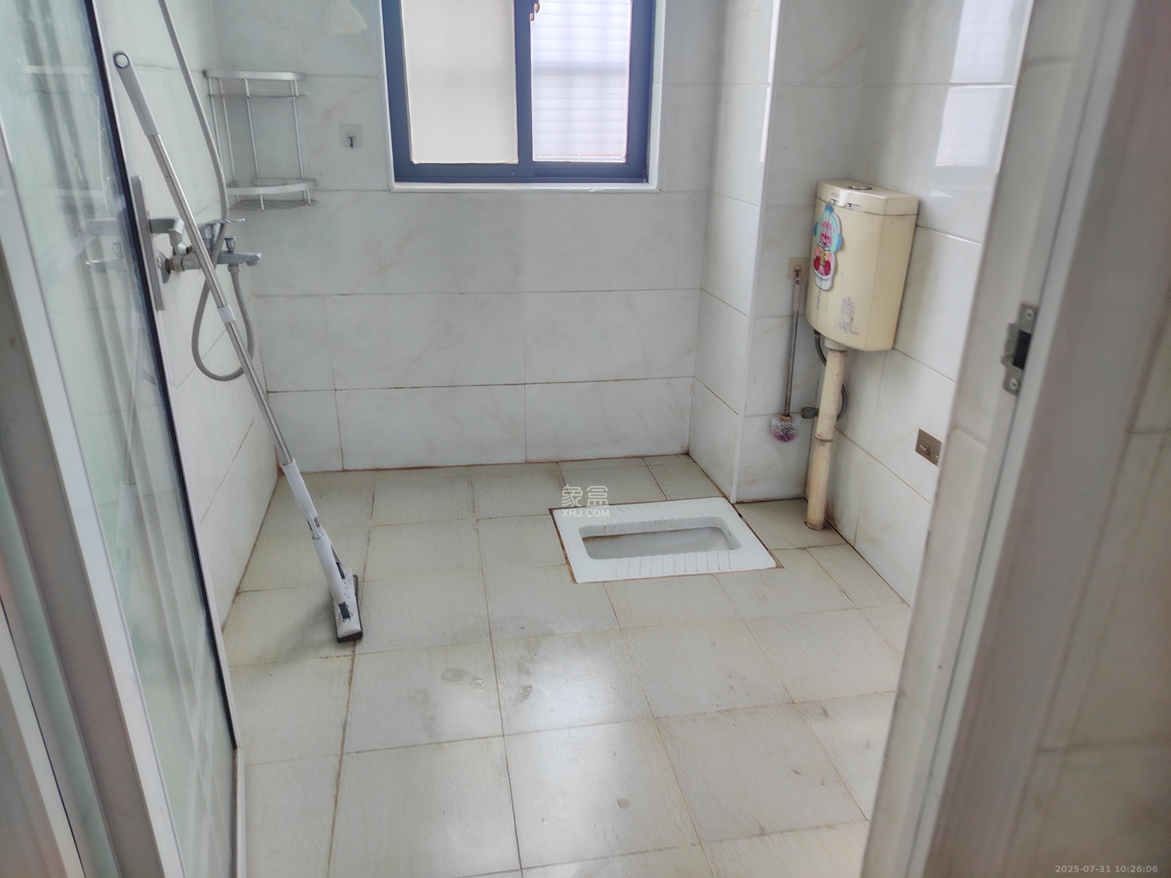 滨江海棠湾 2室2厅1卫 1800.0元/月 滨江海棠湾 2室2厅1卫 1800.0元/月室内图