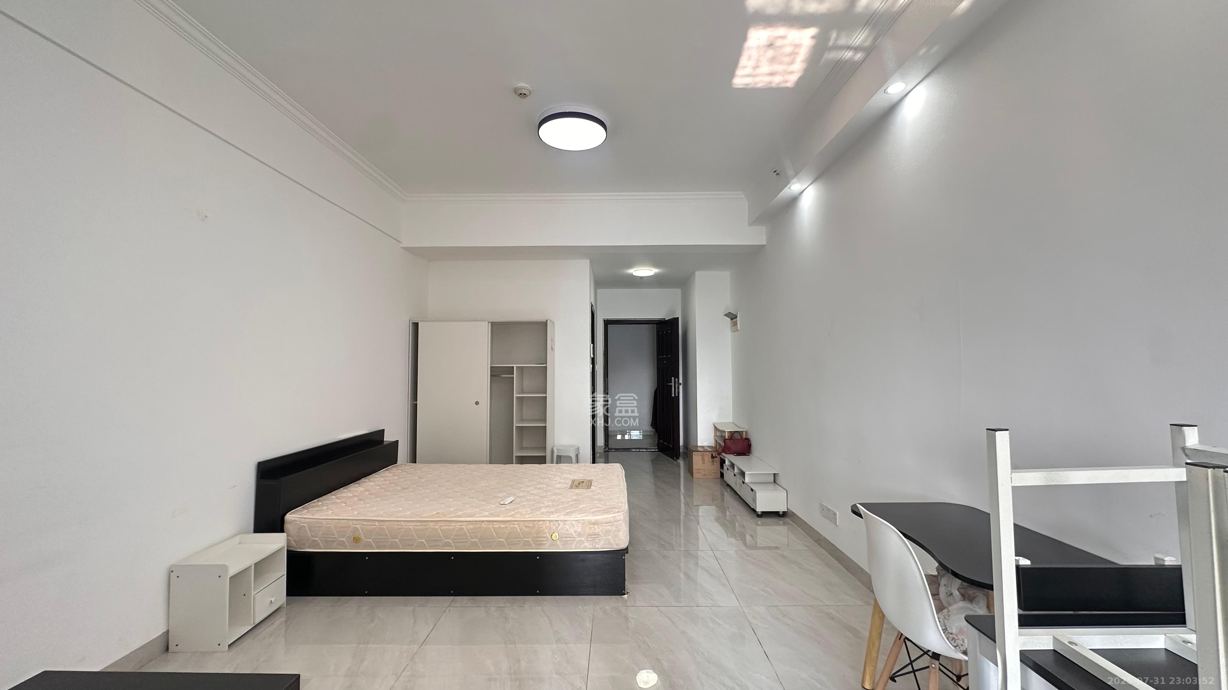 明发国际城  1室1厅1卫    1300.0元/月室内图