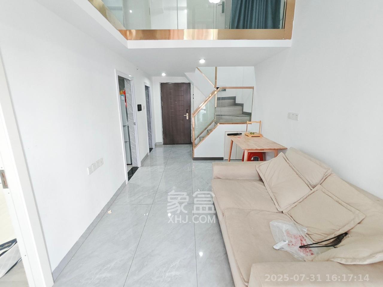 万科金色梦想B区  2室1厅2卫    2500.0元/月室内图