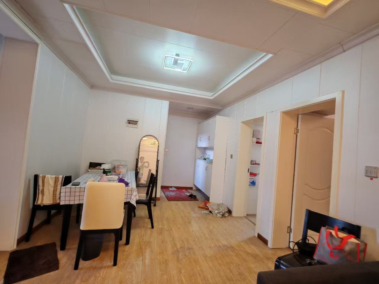 梓园社区(麻纺厂宿舍)  3室2厅1卫   1500.00元/月室内图