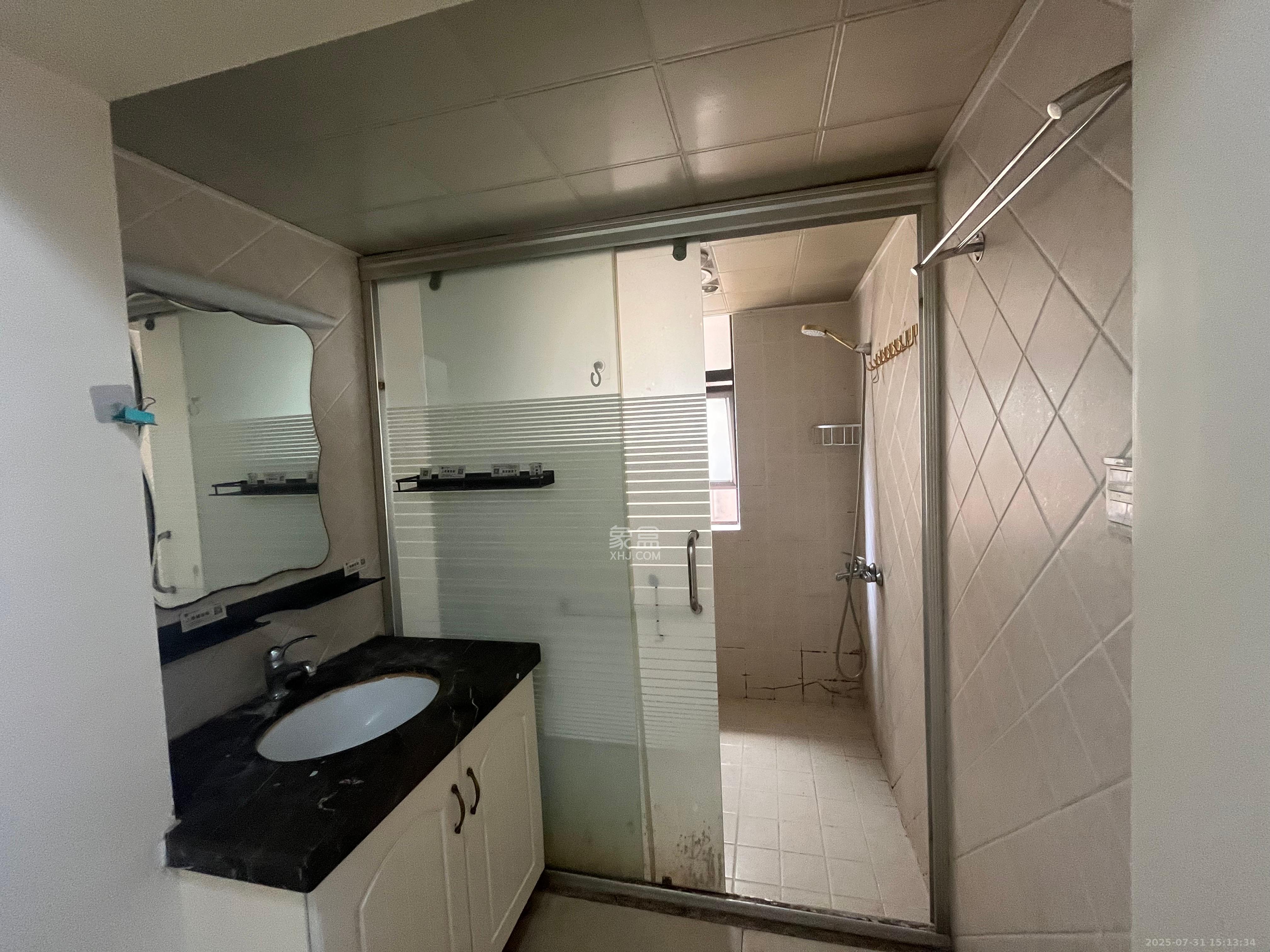 旭辉藏郡(藏郡、旭湘华府) 3室2厅1卫 2300.0元/月 旭辉藏郡(藏郡、旭湘华府) 3室2厅1卫 2300.0元/月室内图