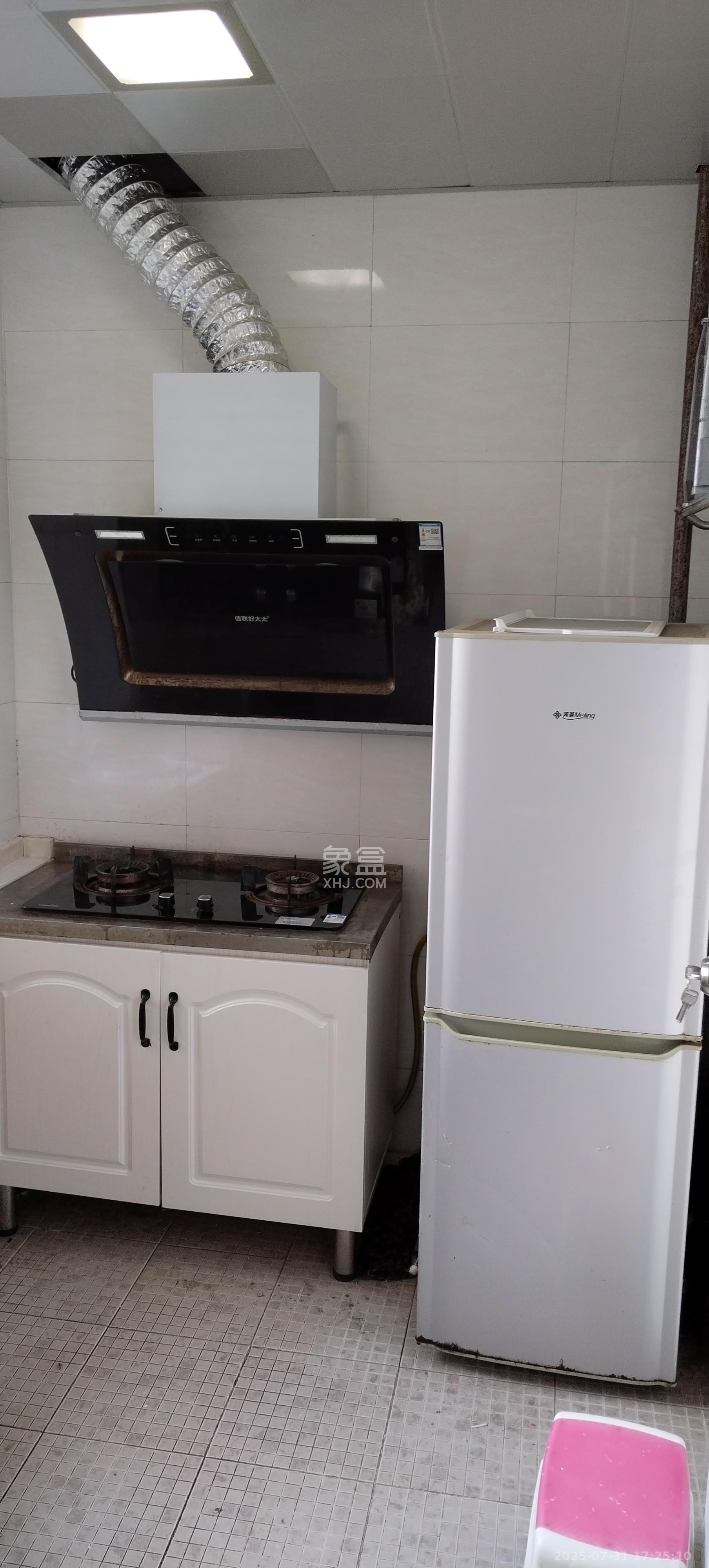 高升金典 3室1厅1卫 2500.0元/月 高升金典 3室1厅1卫 2500.0元/月室内图