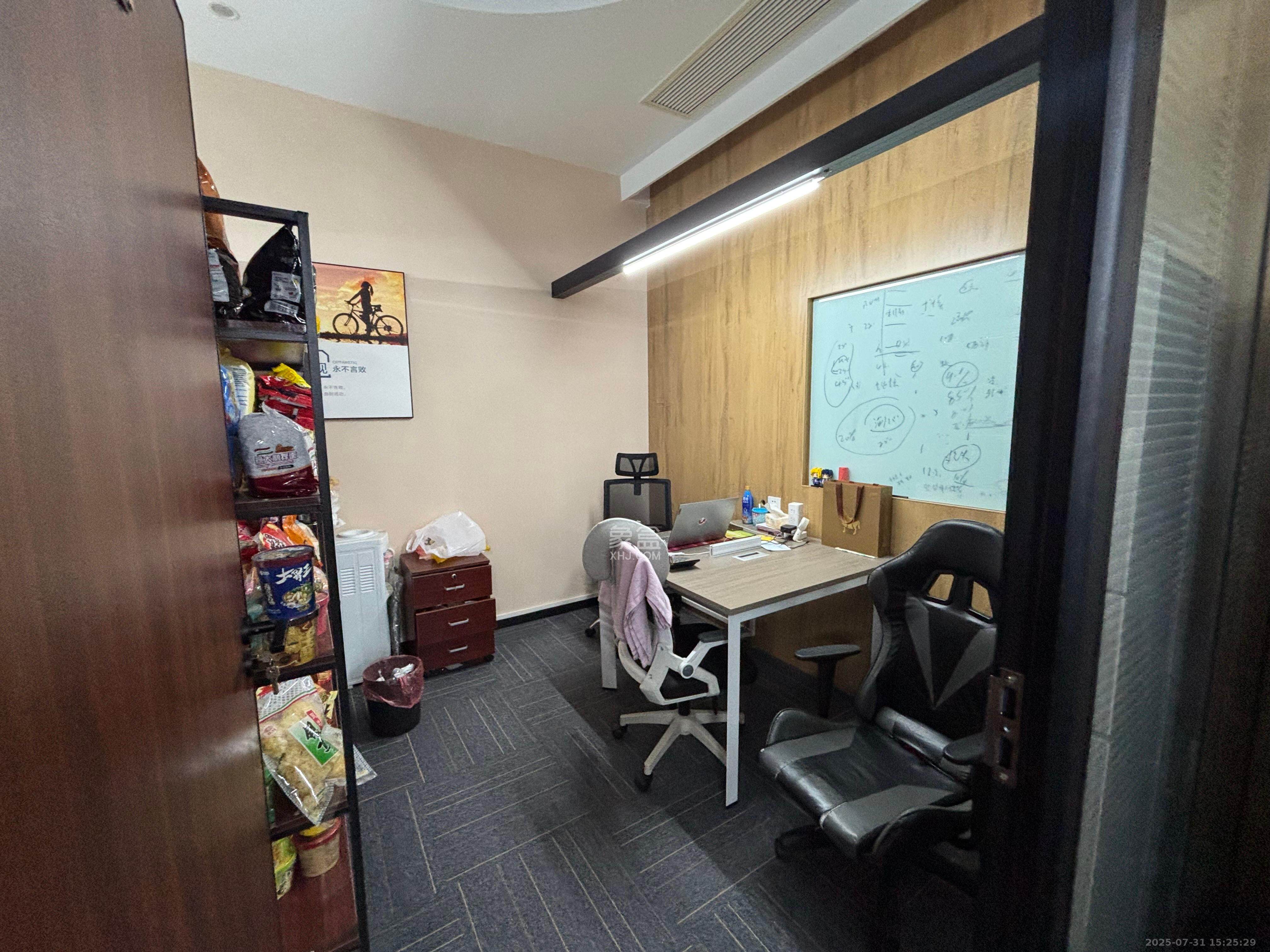 运达中央广场一、二期 3室1厅1卫 26000.0元/月 运达中央广场一、二期 3室1厅1卫 26000.0元/月室内图