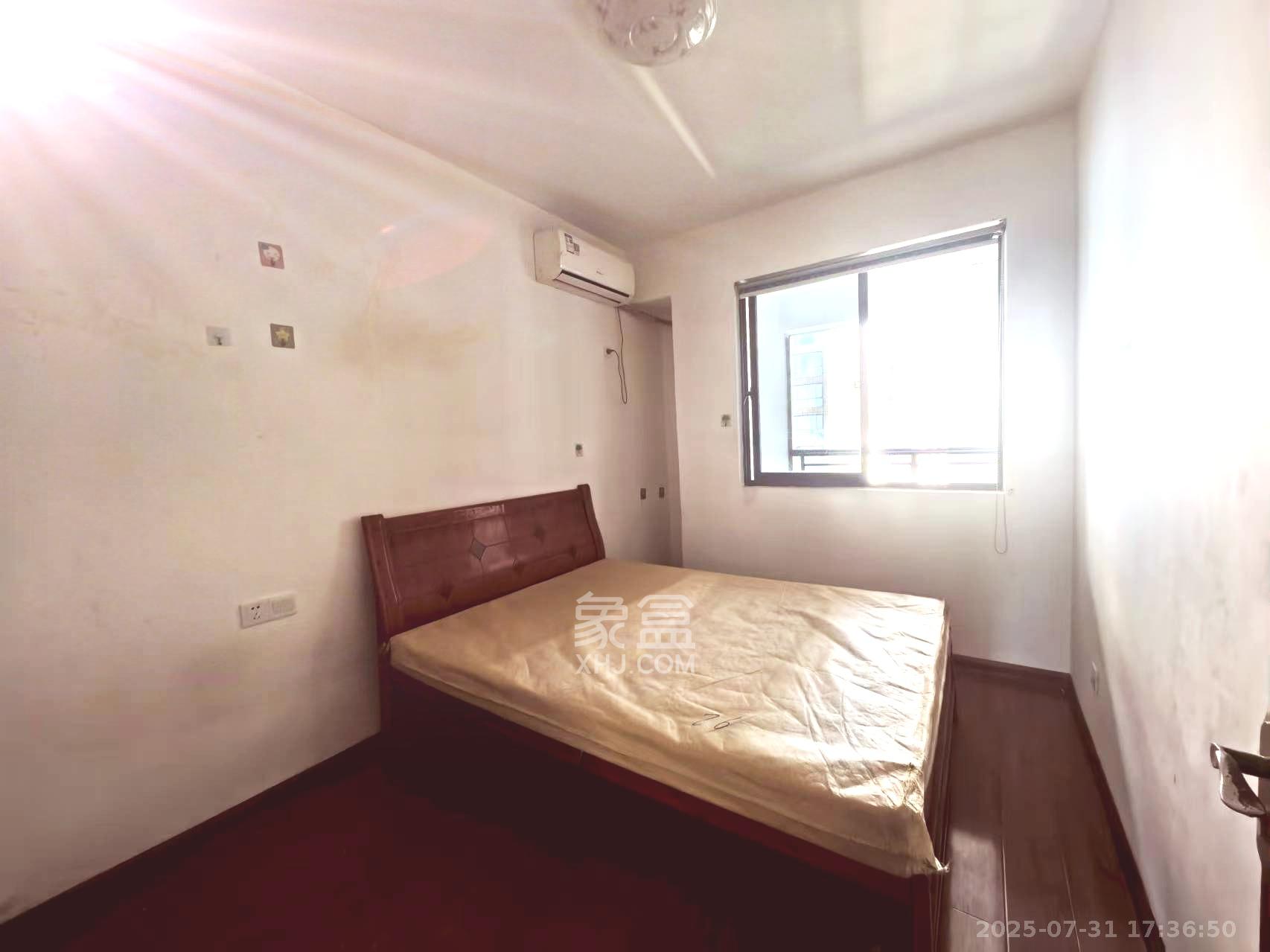 融科东南海 4室2厅2卫 3200.0元/月 融科东南海 4室2厅2卫 3200.0元/月室内图