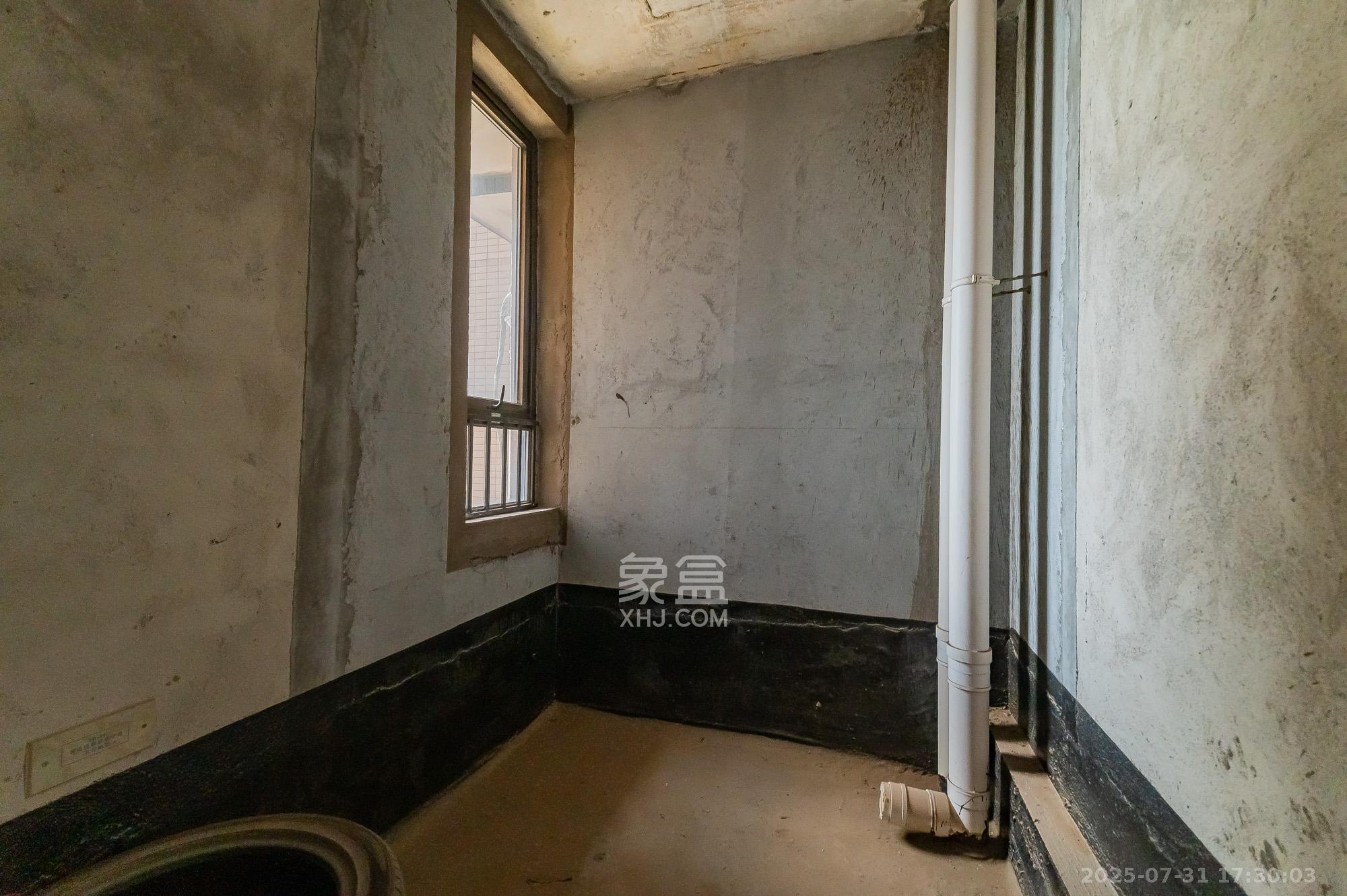 华润凤凰城三期  3室2厅2卫    88.8万 华润凤凰城三期  3室2厅2卫    88.8万其他