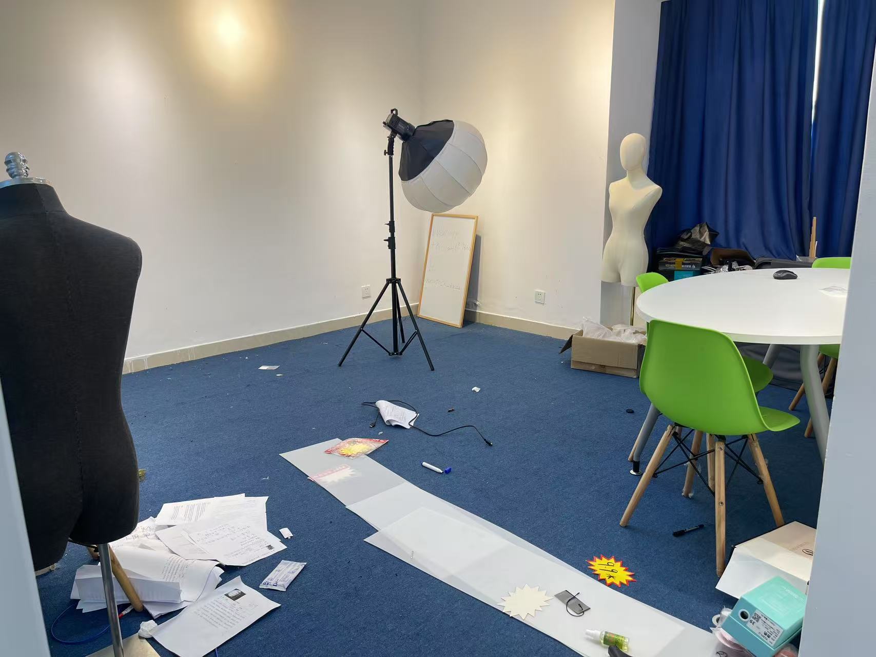 半山花园 4室2厅2卫 17000.0元/月 半山花园 4室2厅2卫 17000.0元/月室内图