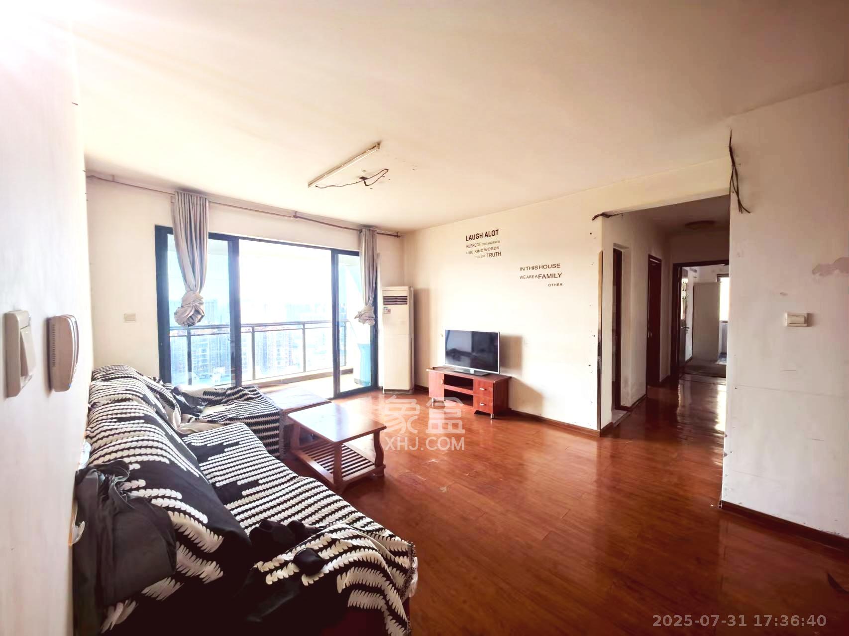 融科东南海 4室2厅2卫 3200.0元/月 融科东南海 4室2厅2卫 3200.0元/月室内图