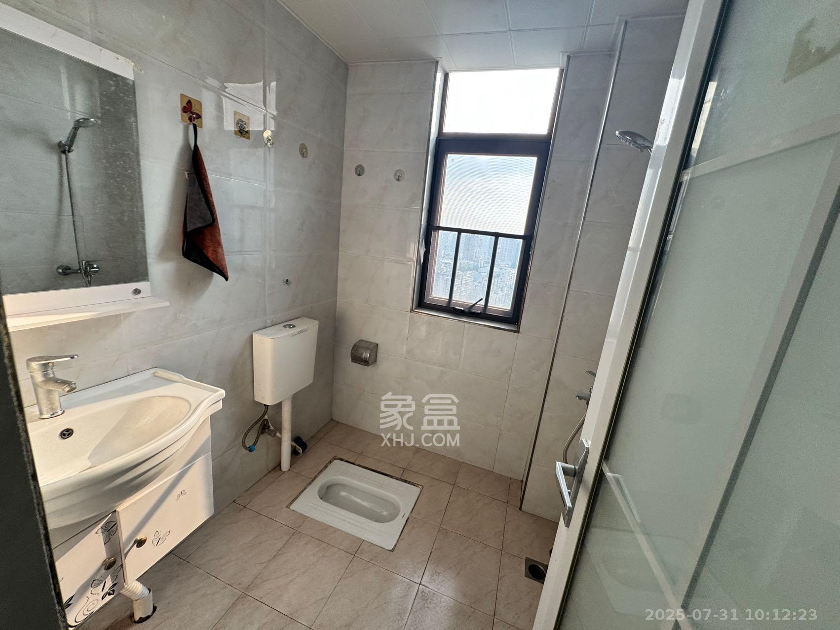 万里时代 2室1厅1卫 2500.0元/月 万里时代 2室1厅1卫 2500.0元/月室内图