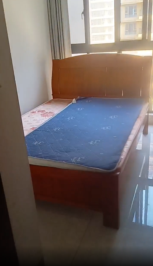 颐养公社阳光城 3室2厅1卫 180.0万 颐养公社阳光城 3室2厅1卫 180.0万室内图