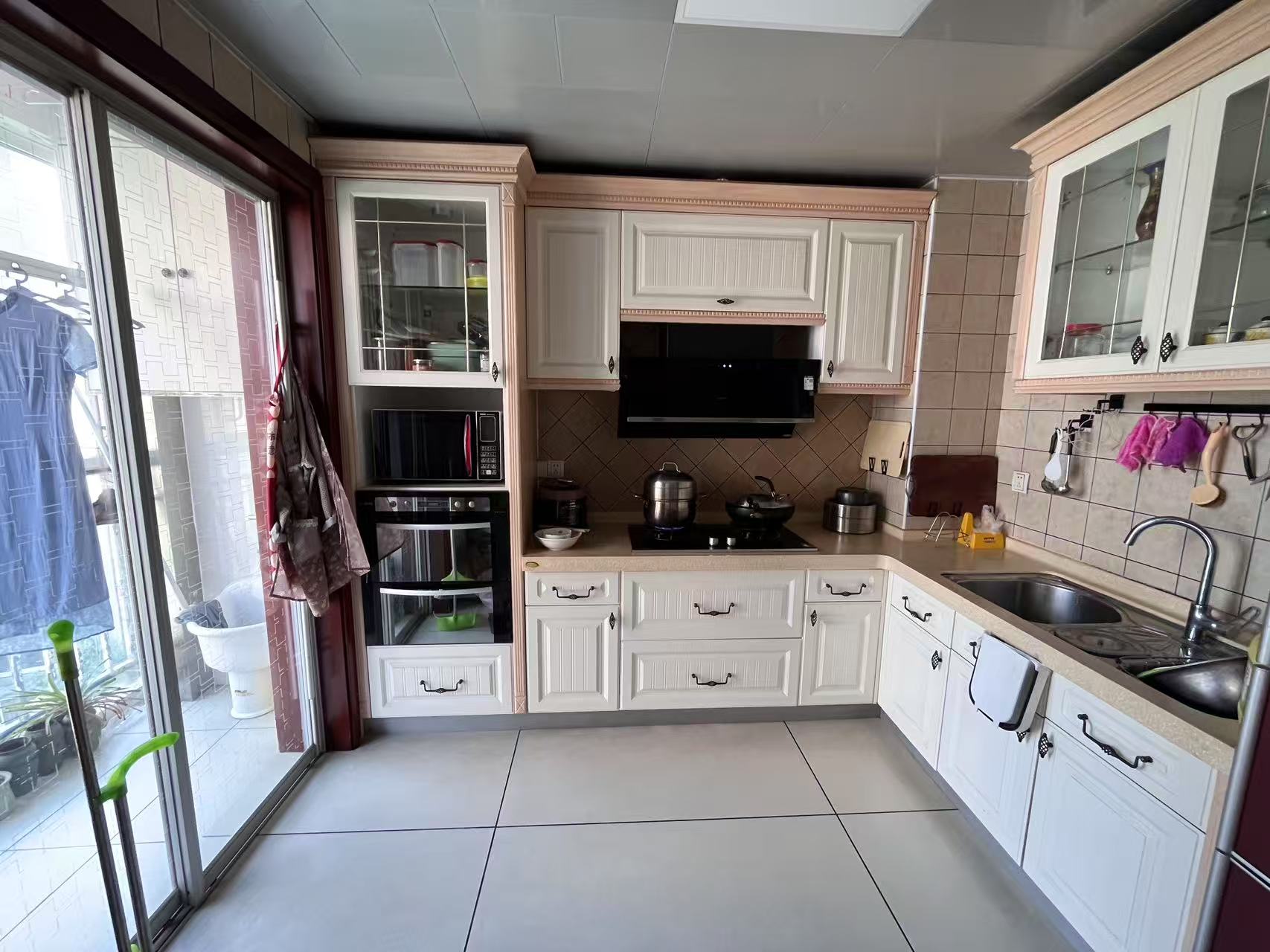 城市风景  4室2厅2卫    83.0万 城市风景  4室2厅2卫    83.0万室内图