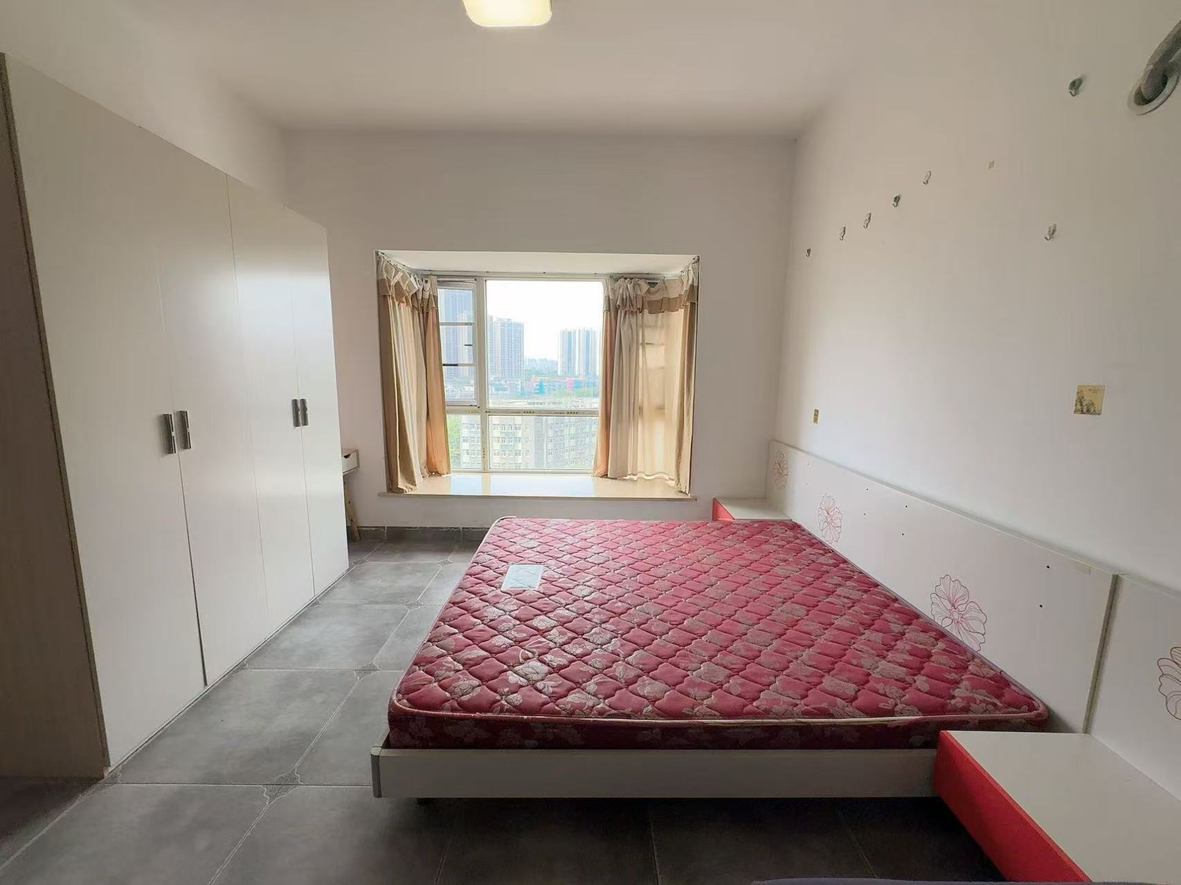 庐山一号  1室1厅1卫    26.0万室内图