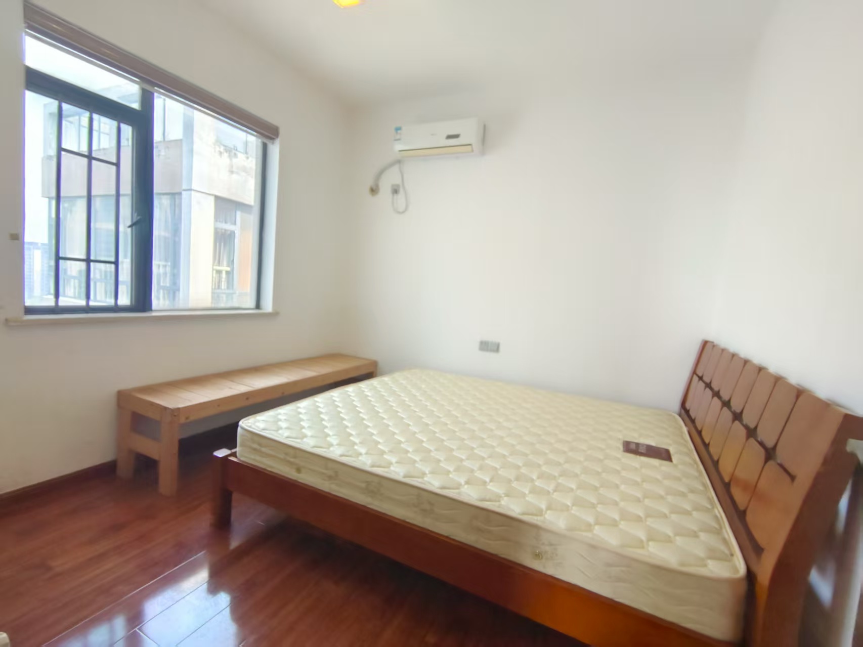 流金岁月-华晨国际 3室2厅2卫 88.0万 流金岁月-华晨国际 3室2厅2卫 88.0万室内图