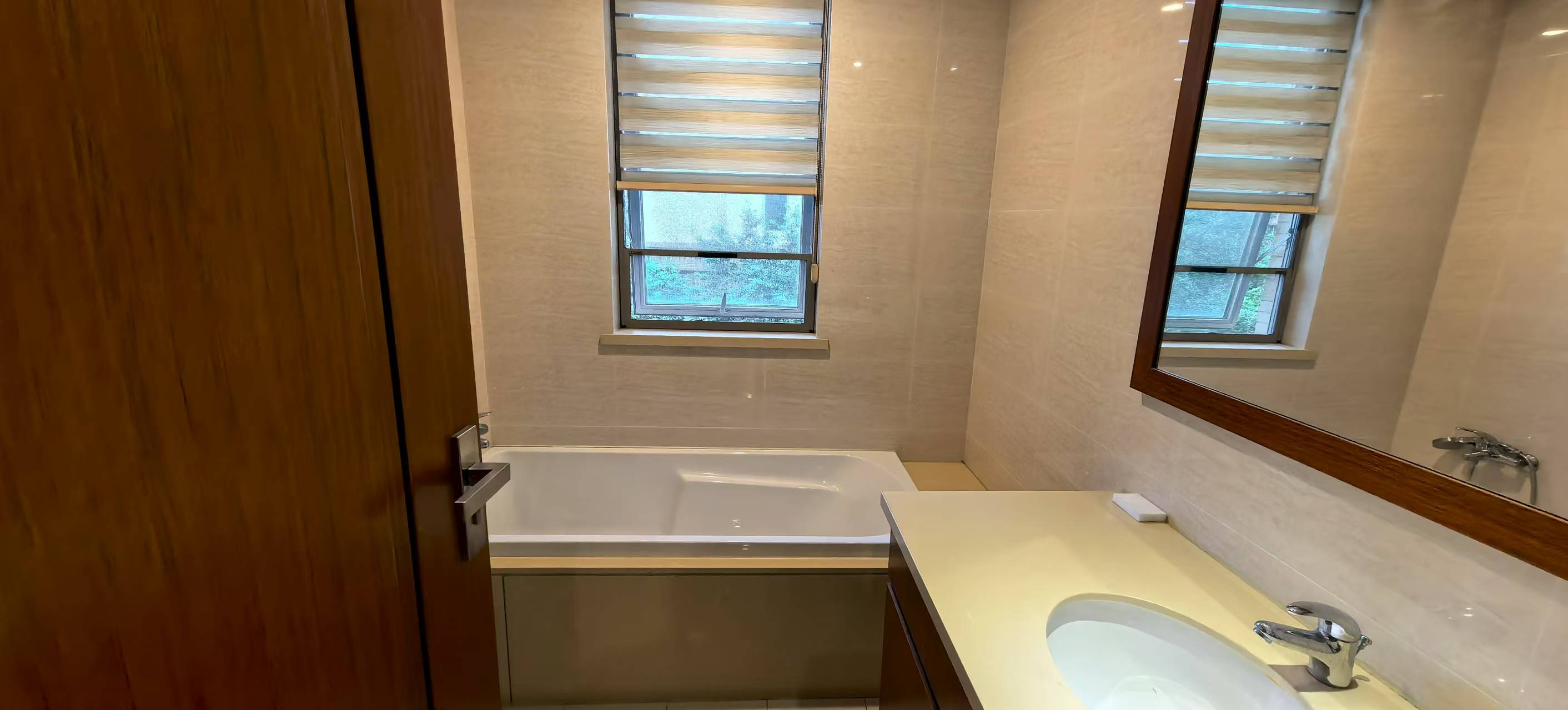 晋合湘水湾三期 4室2厅2卫 85.0万 晋合湘水湾三期 4室2厅2卫 85.0万室内图