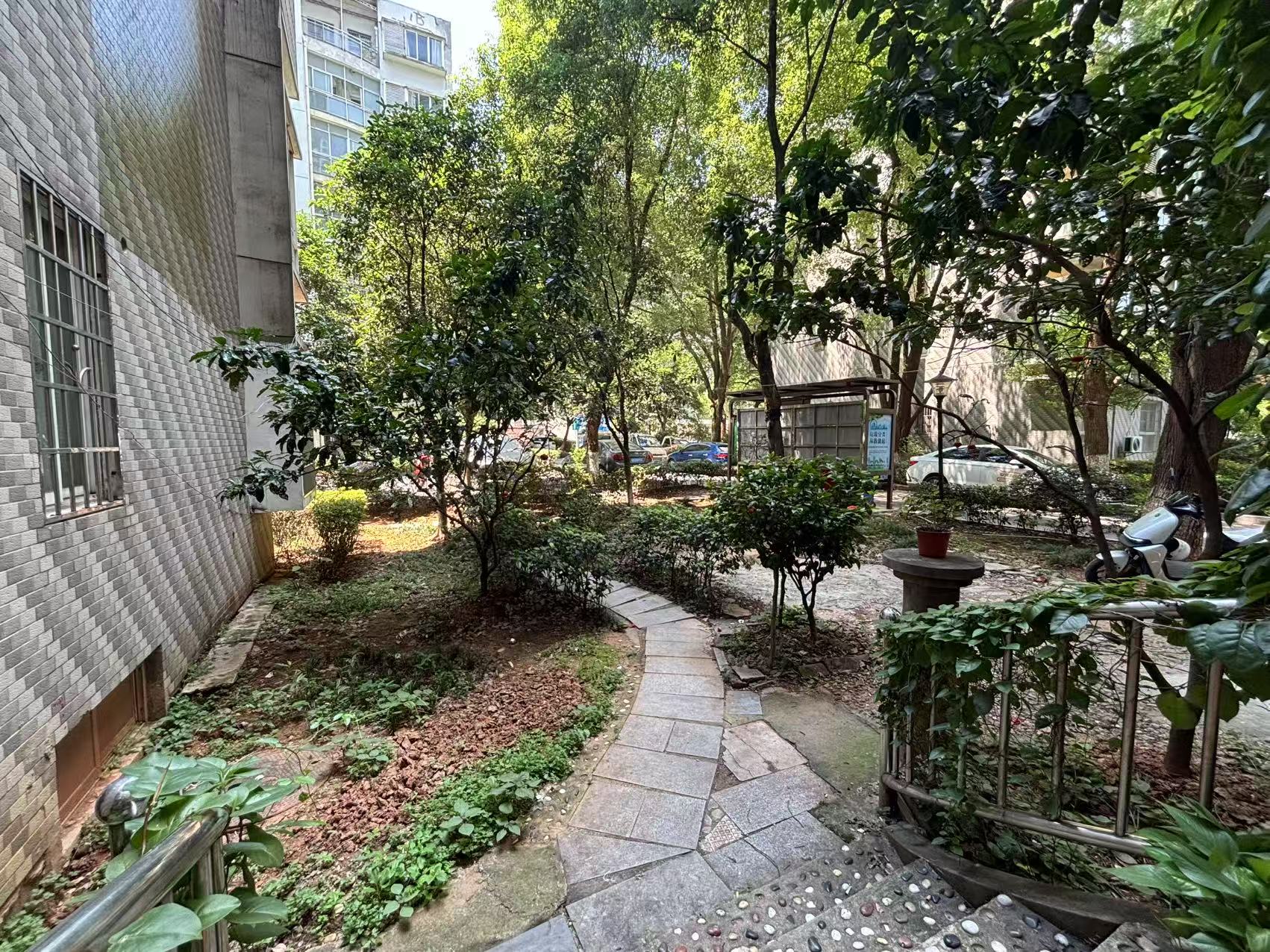 西子花园 4室2厅2卫 46.8万 西子花园 4室2厅2卫 46.8万室内图