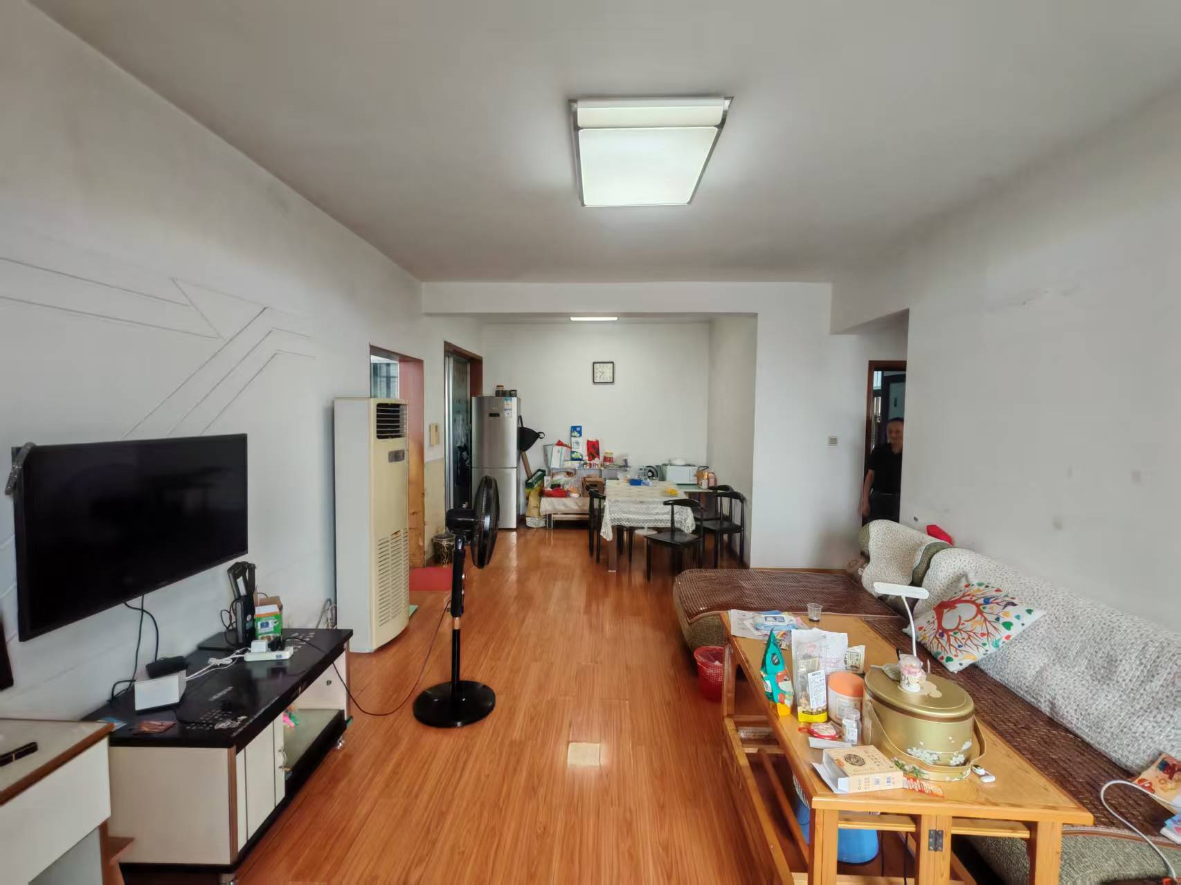 紫金名门  3室2厅2卫    36.8万 紫金名门  3室2厅2卫    36.8万室内图