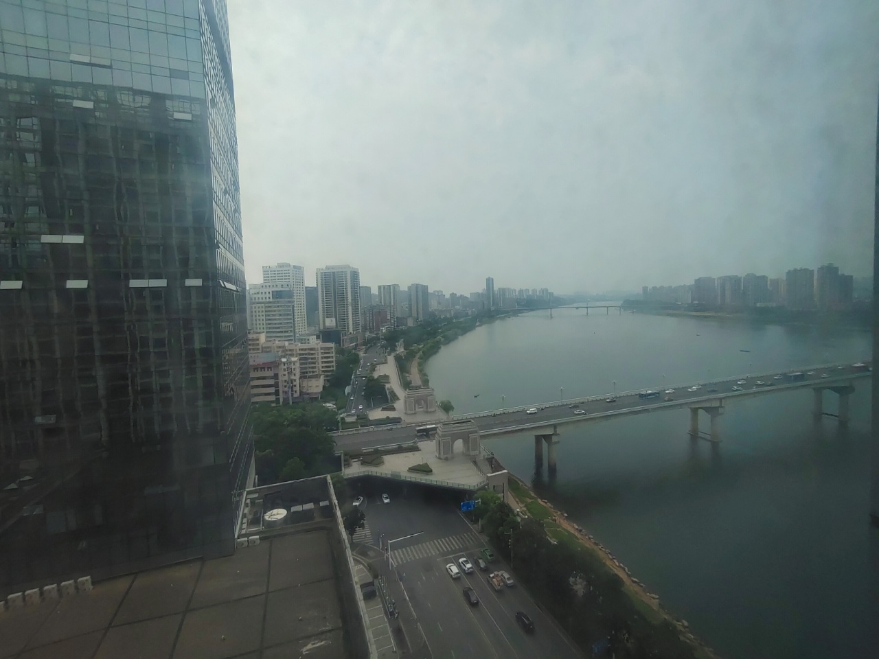 大汉希尔顿 5室2厅2卫 128.0万 大汉希尔顿 5室2厅2卫 128.0万室内图