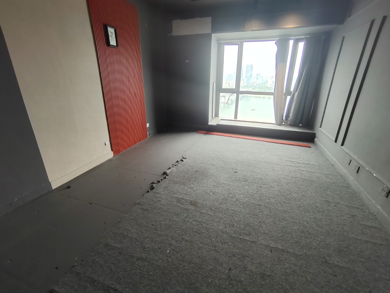 大汉希尔顿 5室2厅2卫 128.0万 大汉希尔顿 5室2厅2卫 128.0万室内图