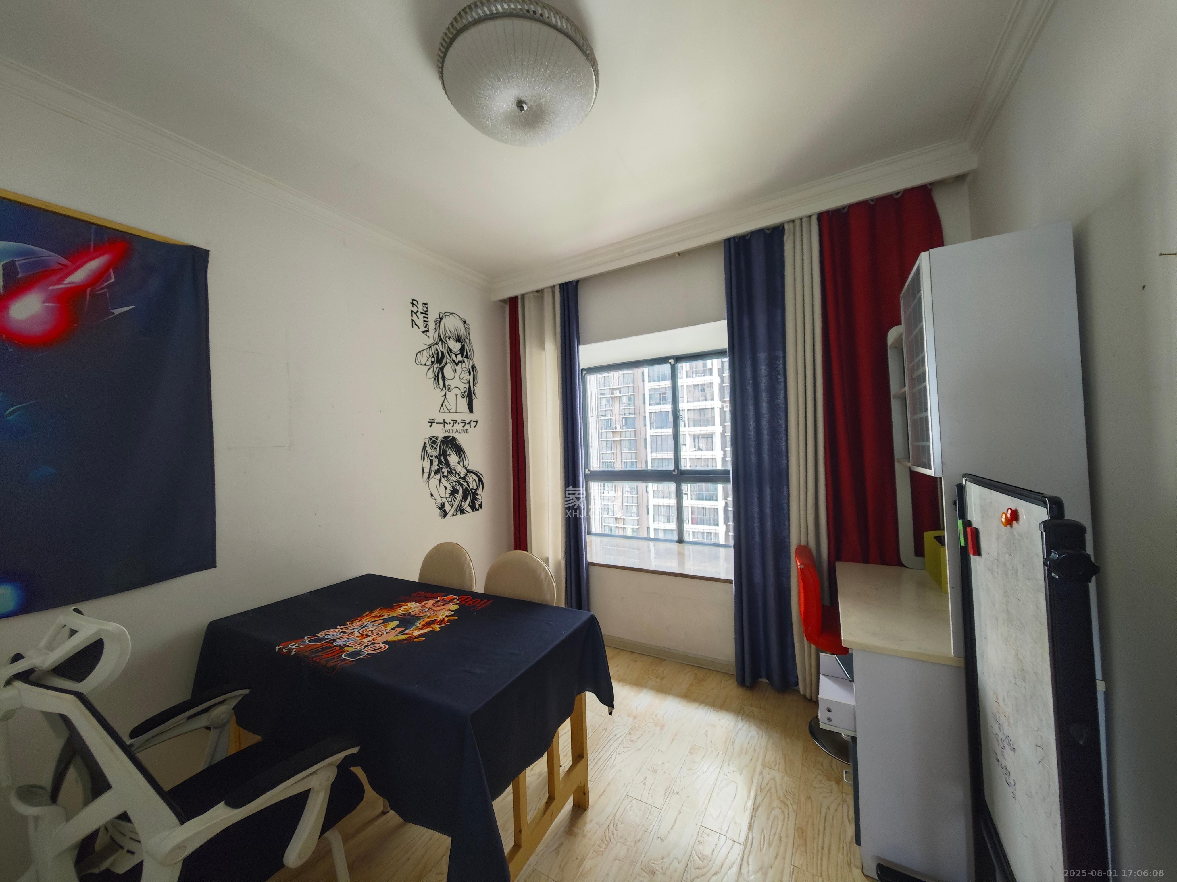 曙光领峰(曙光家园) 4室2厅2卫 3300.0元/月 曙光领峰(曙光家园) 4室2厅2卫 3300.0元/月室内图