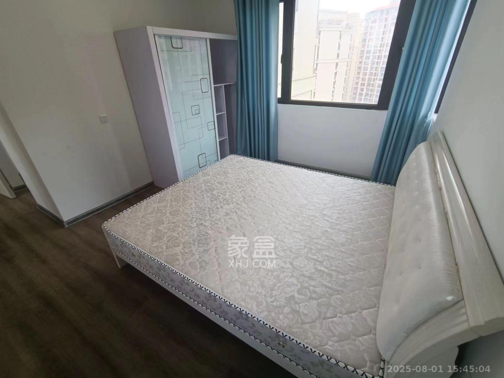 融创融公馆(融创臻苑)  4室2厅2卫    2600.0元/月 融创融公馆(融创臻苑)  4室2厅2卫    2600.0元/月室内图