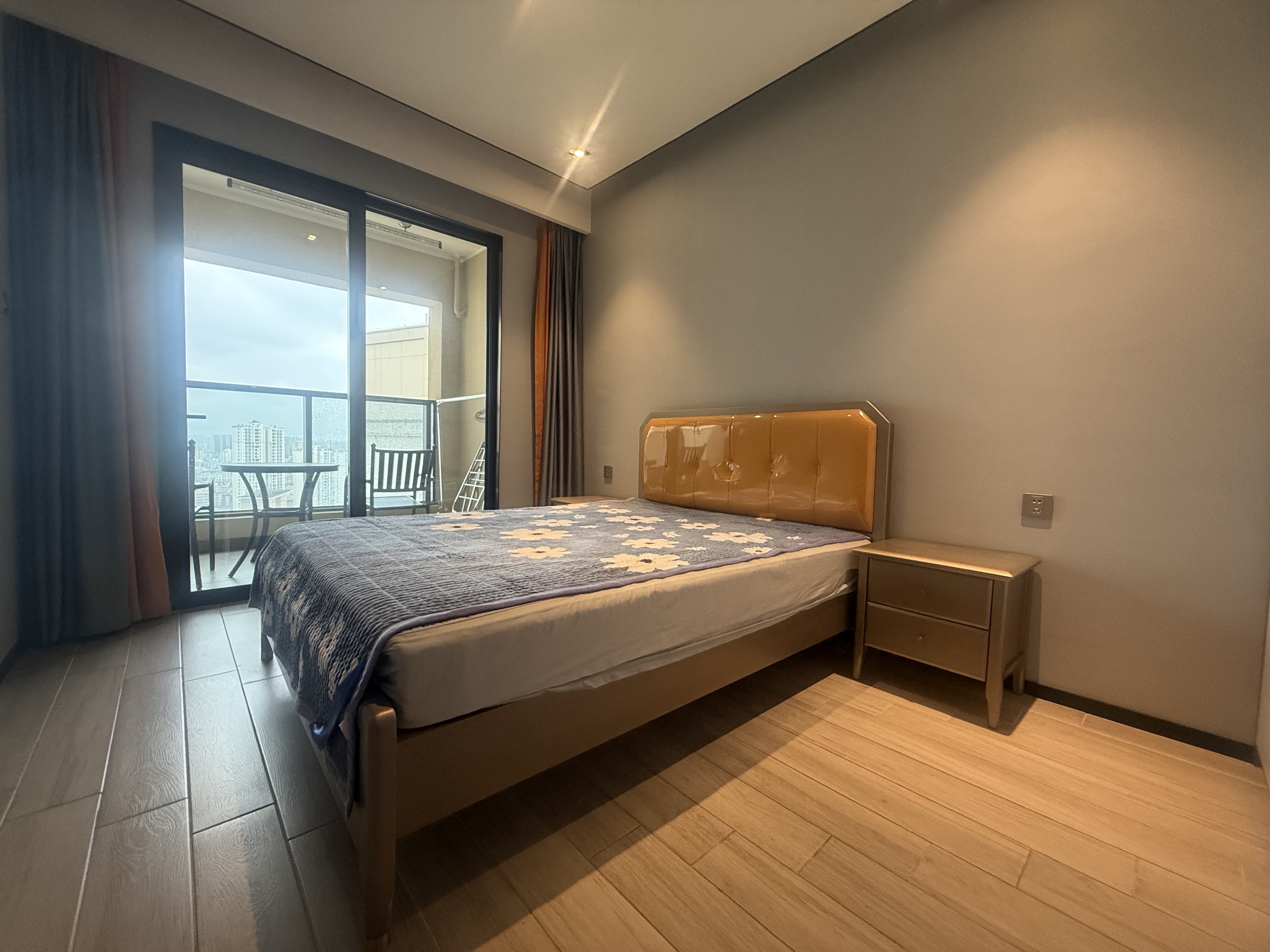 融创海口一号 4室2厅2卫 6000.00元/月 融创海口一号 4室2厅2卫 6000.00元/月室内图