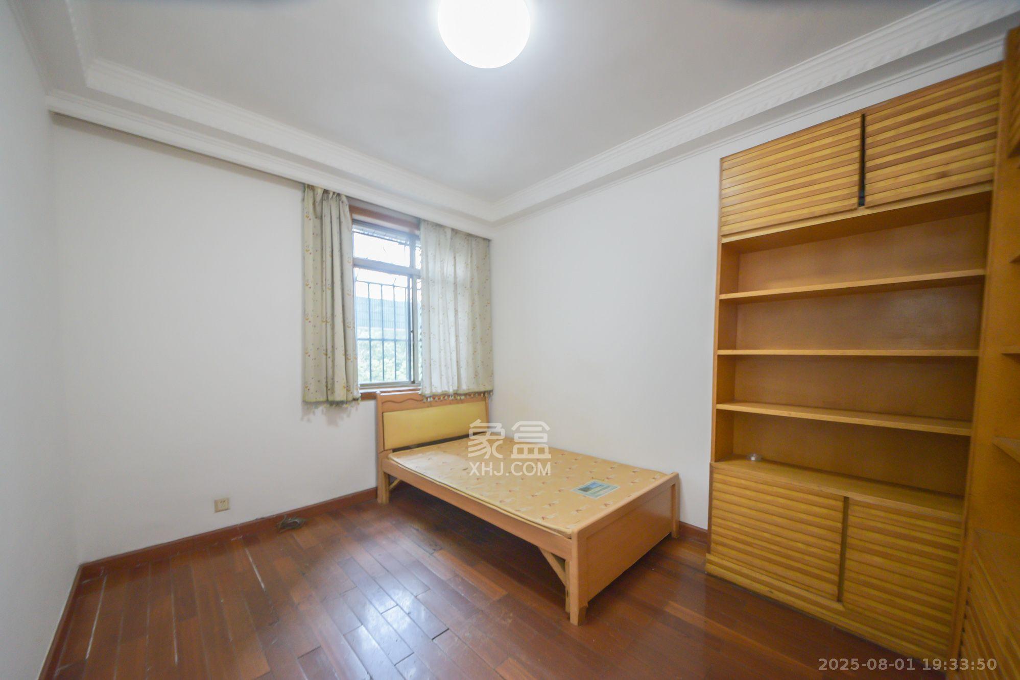 长沙市国税局直属分局宿舍(韶山北路)  3室2厅2卫    2800.0元/月 长沙市国税局直属分局宿舍(韶山北路)  3室2厅2卫    2800.0元/月室内图