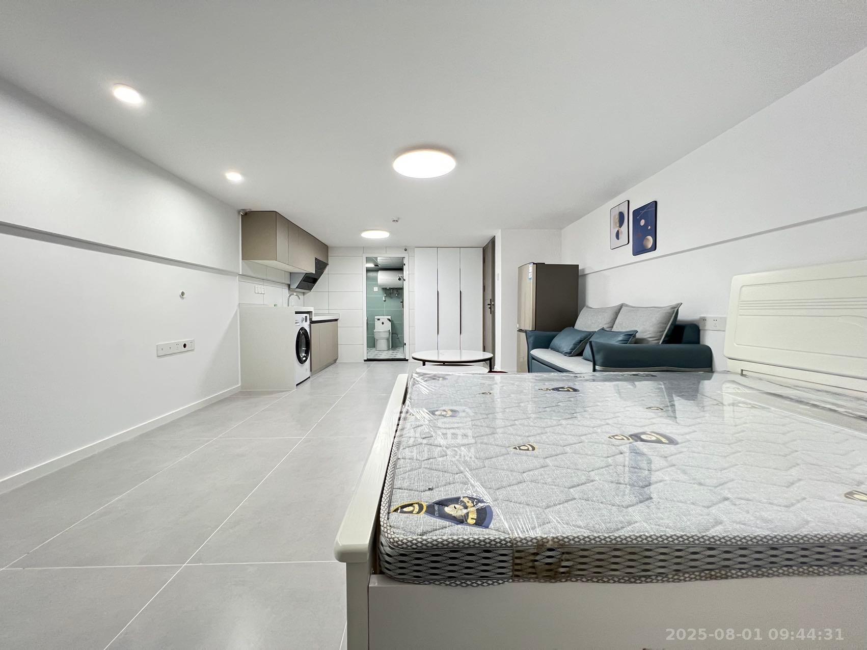 长房时代小镇  1室1厅1卫    1300.0元/月室内图