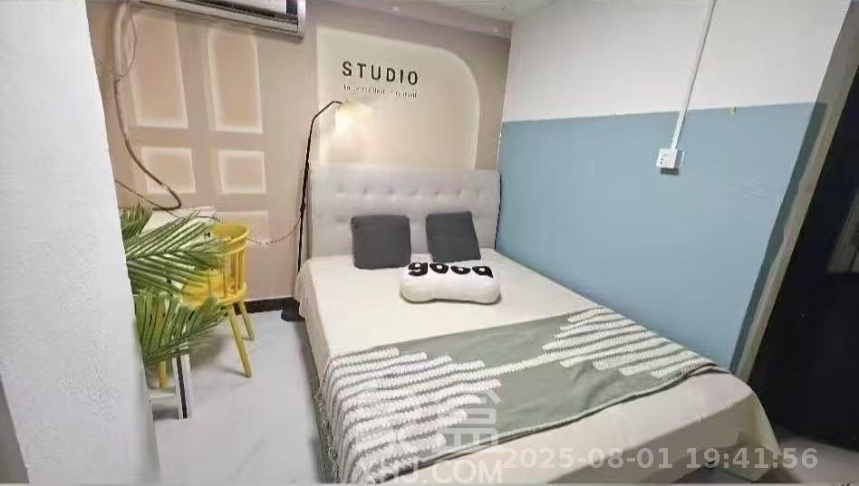 湖南财富中心  1室1厅1卫    1100.0元/月室内图