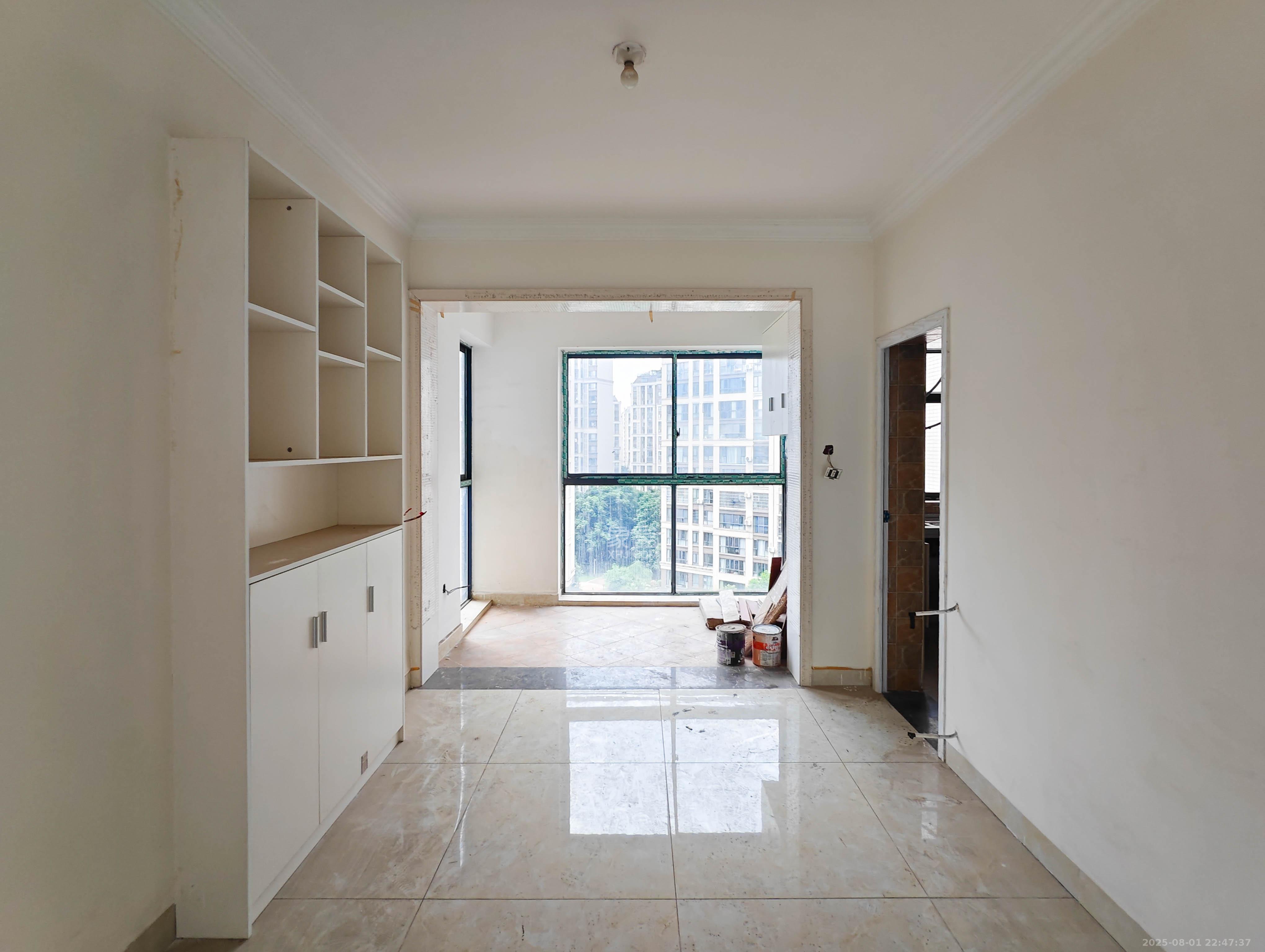 五矿紫湖香醍 4室2厅2卫 100.0万 五矿紫湖香醍 4室2厅2卫 100.0万其他