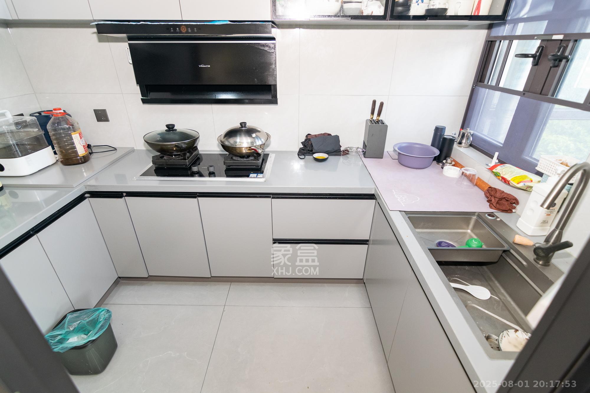 大汉汉府三期(大汉汉学府) 4室2厅2卫 124.0万 大汉汉府三期(大汉汉学府) 4室2厅2卫 124.0万厨房