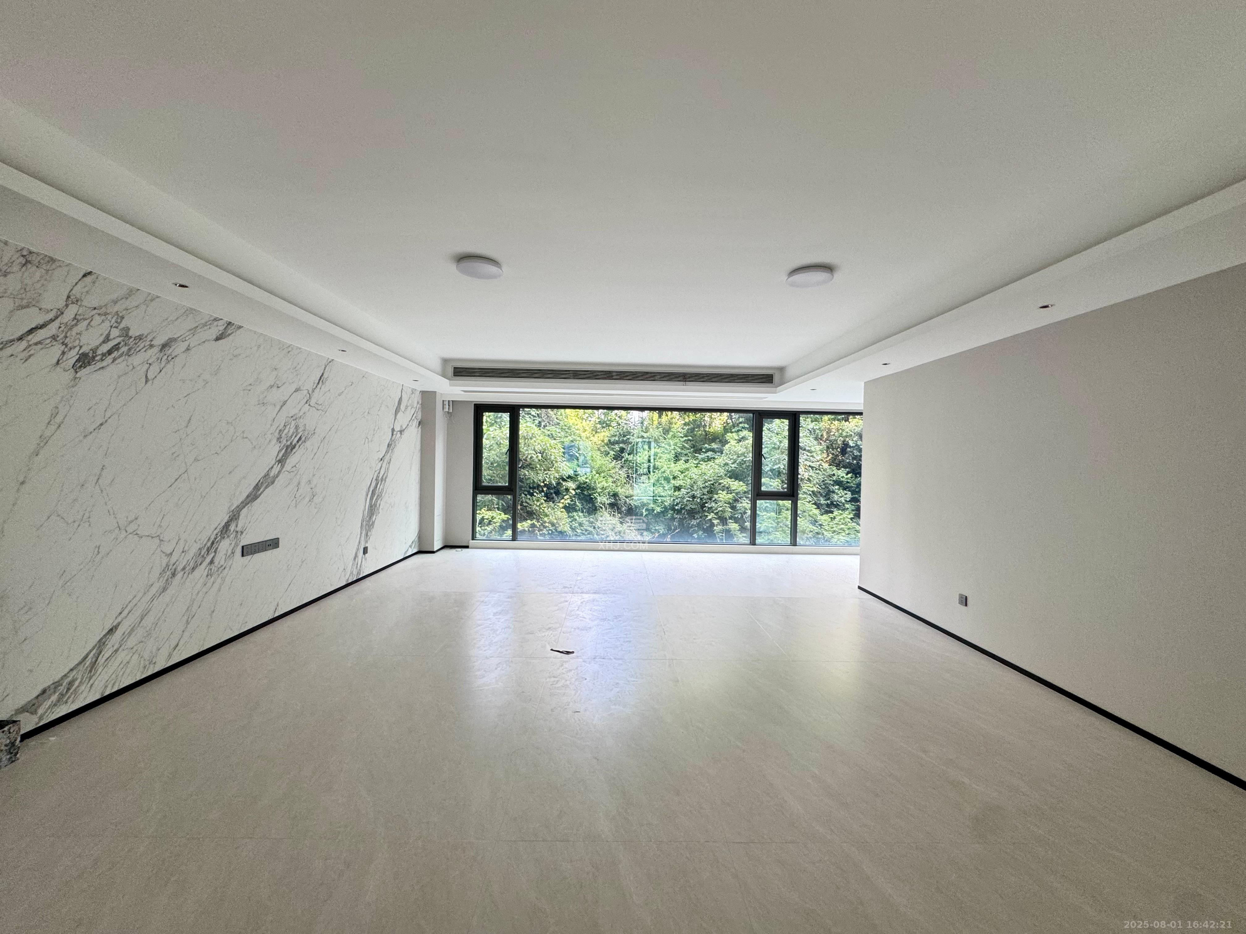 中海阅湘台  4室2厅3卫    11000.0元/月室内图