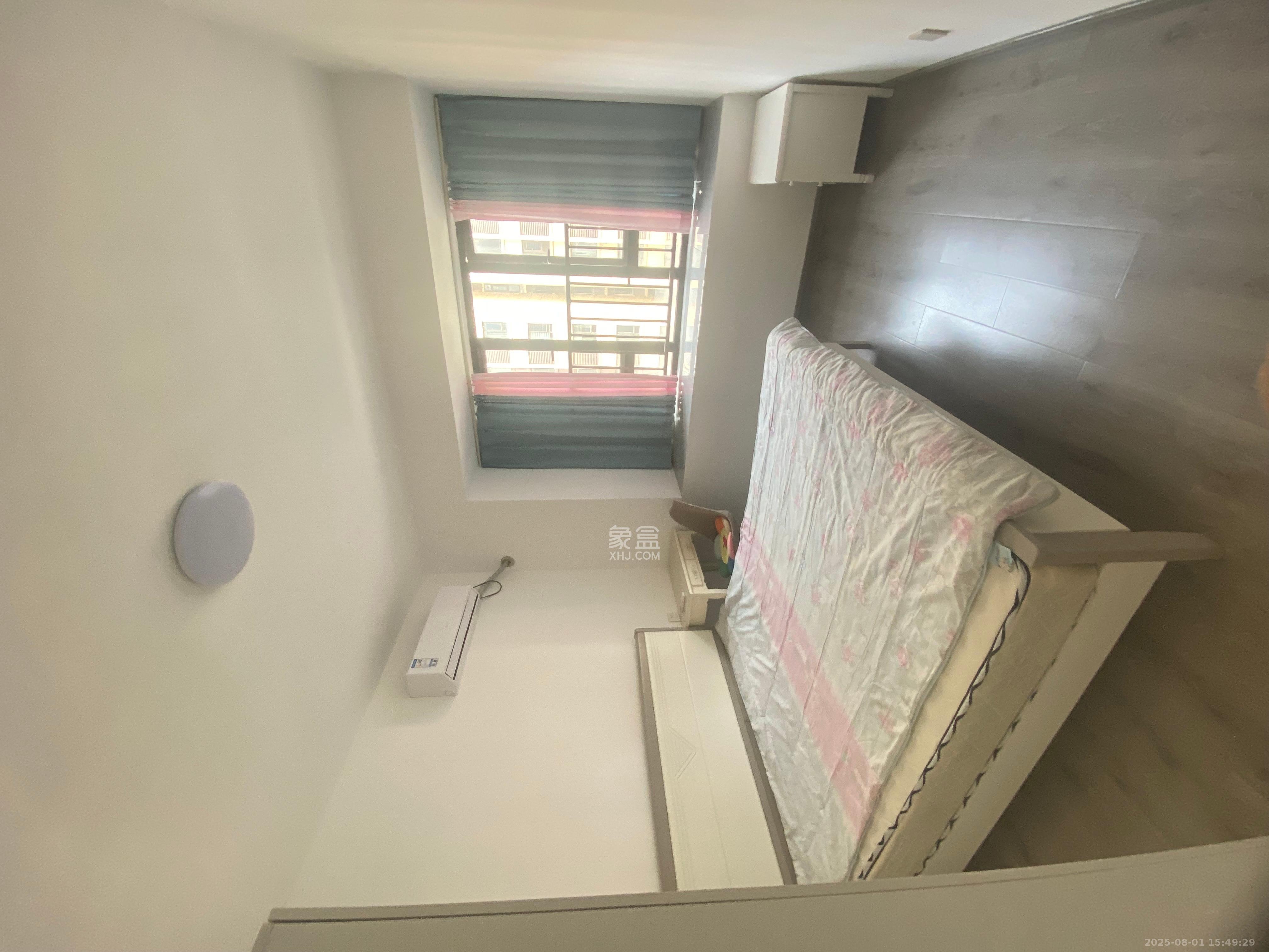 绿地海外滩二期 4室2厅2卫 2300.0元/月 绿地海外滩二期 4室2厅2卫 2300.0元/月室内图