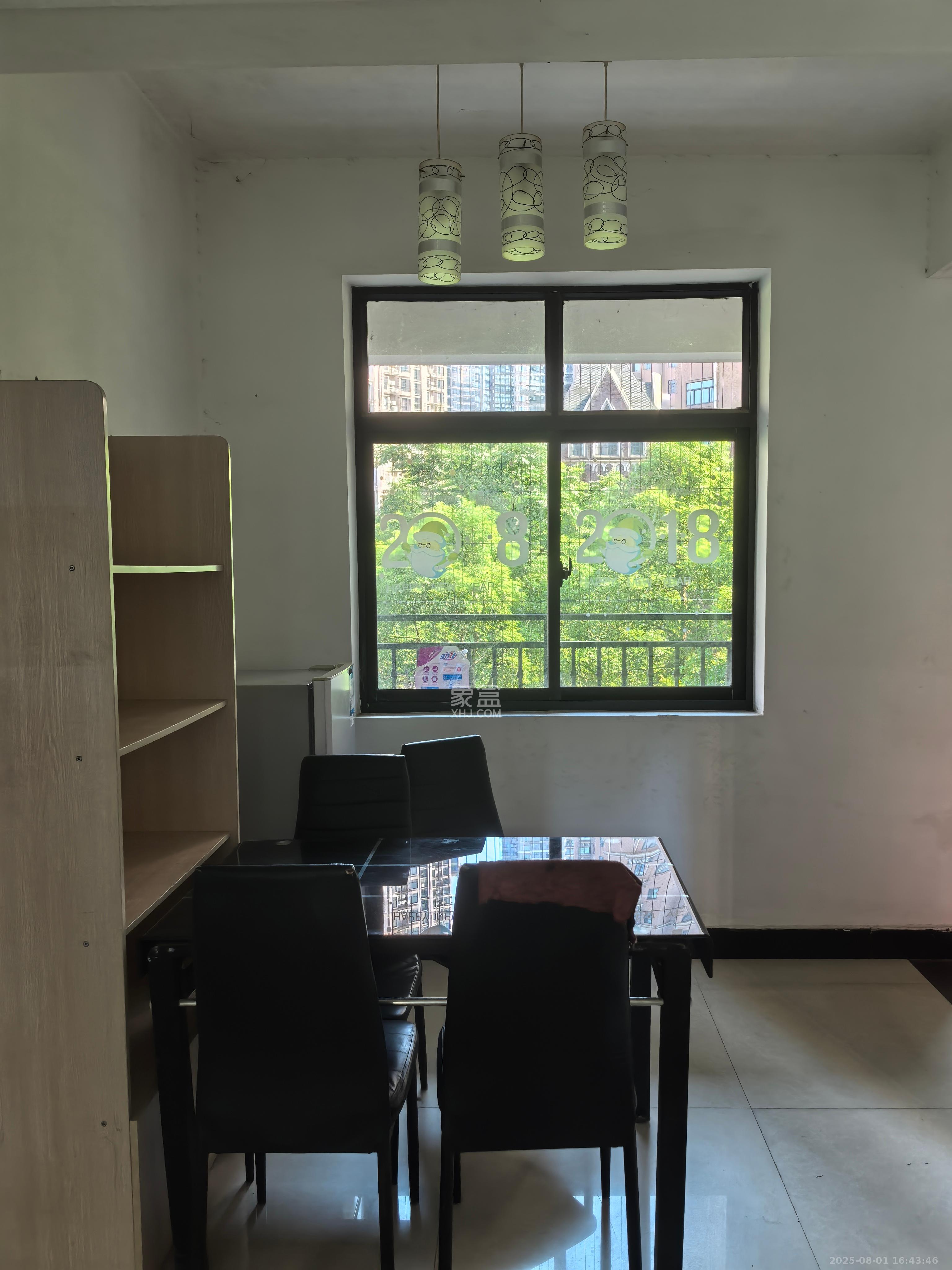 康桥长郡 4室2厅2卫 2200.0元/月 康桥长郡 4室2厅2卫 2200.0元/月室内图