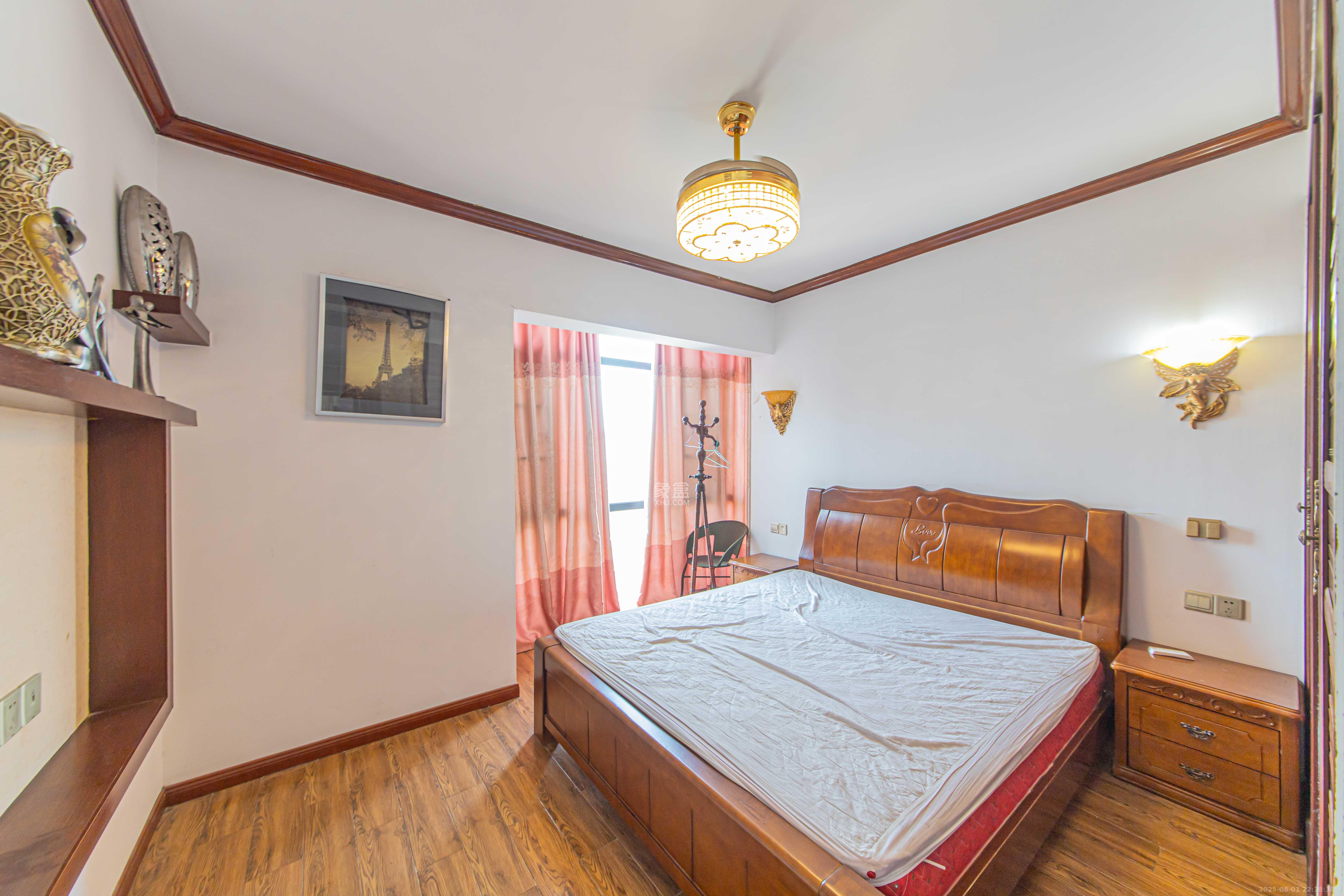 九峰远见 6室3厅4卫 266.0万 九峰远见 6室3厅4卫 266.0万卧室