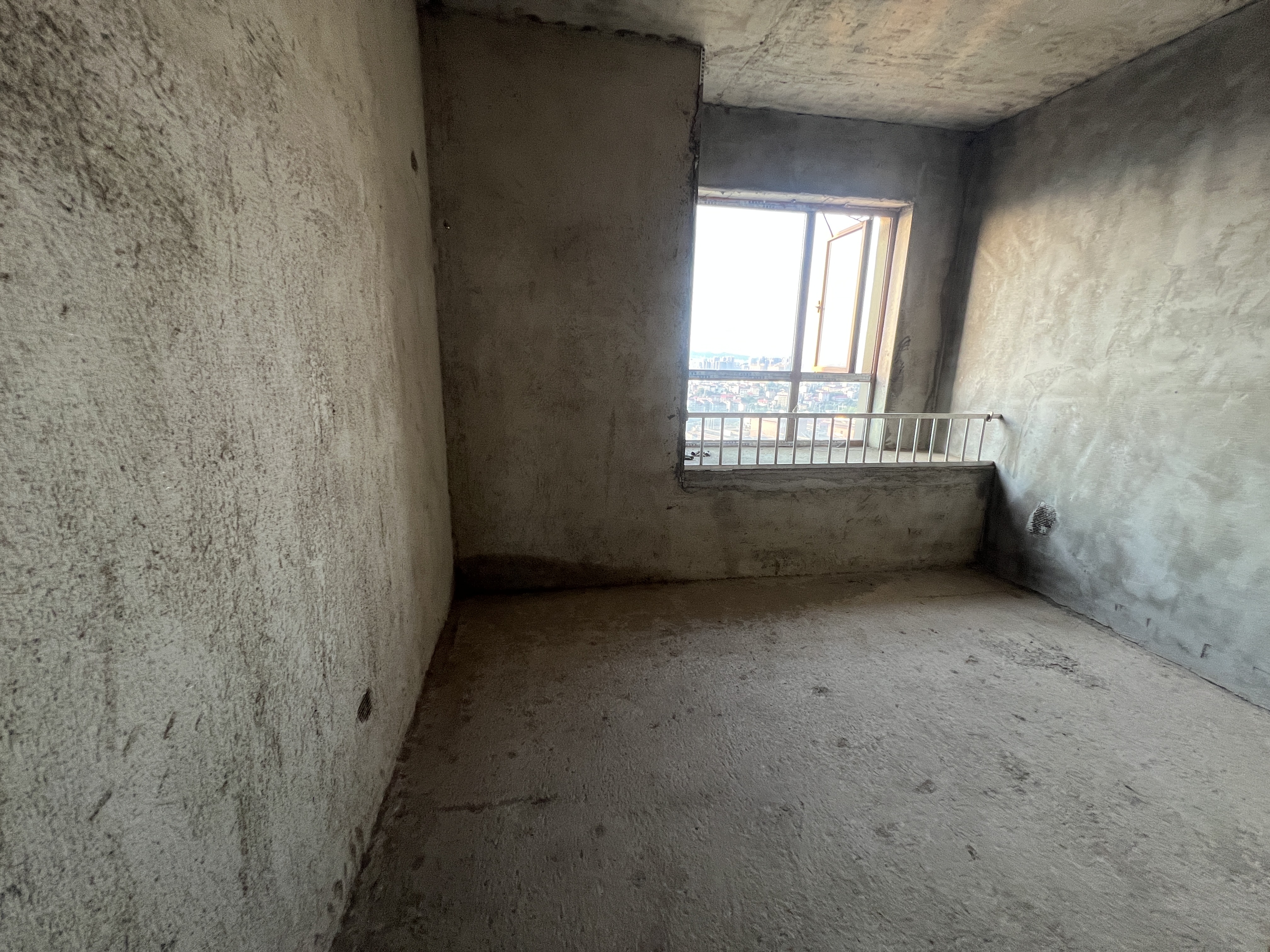 和顺嘉苑 4室2厅2卫 59.8万 和顺嘉苑 4室2厅2卫 59.8万客厅