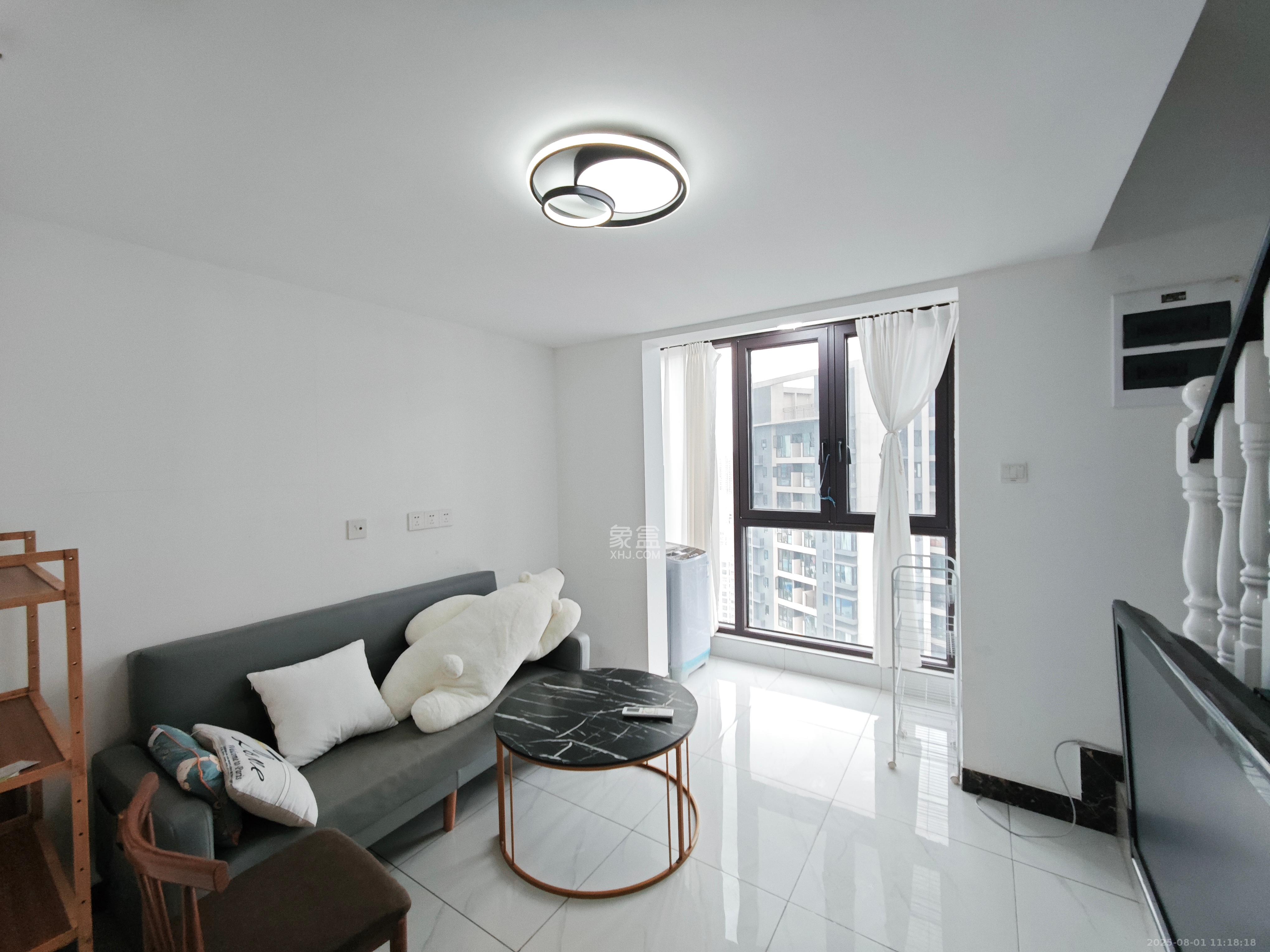 万科金色梦想B区  1室0厅0卫    1800.0元/月 万科金色梦想B区  1室0厅0卫    1800.0元/月室内图