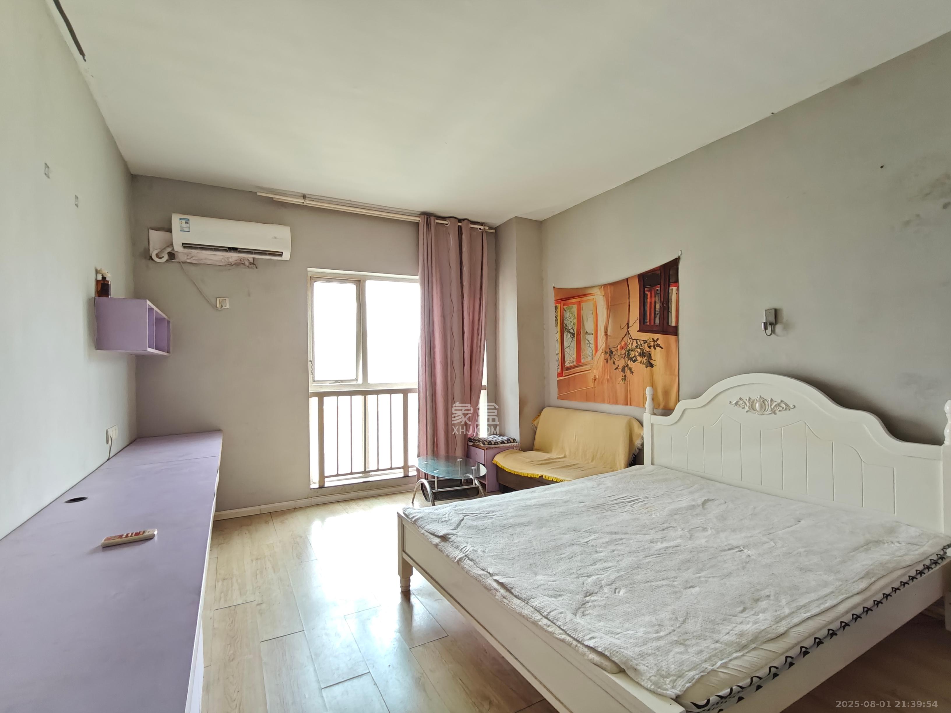 汇富中心 1室1厅1卫 1900.0元/月 汇富中心 1室1厅1卫 1900.0元/月室内图