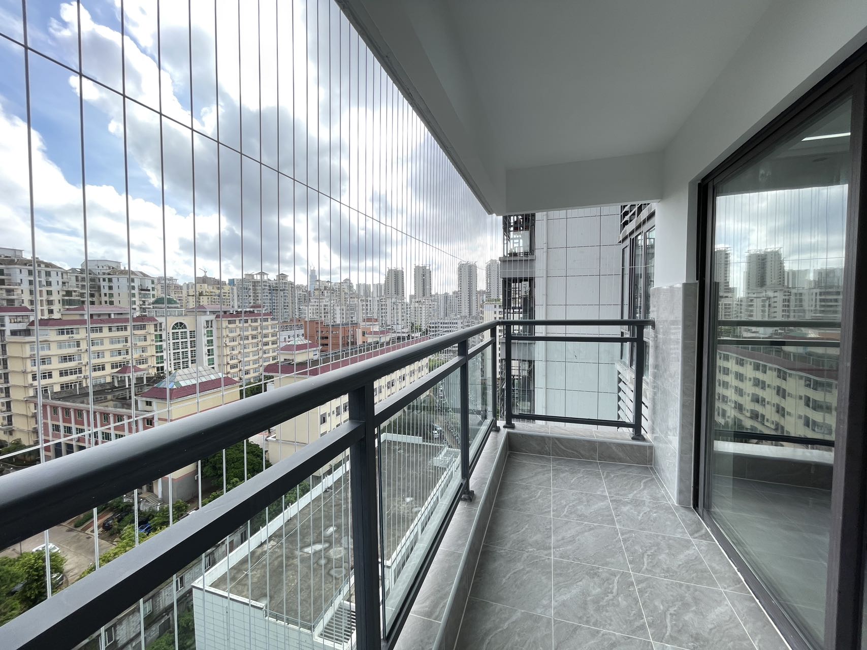 坡博家园一区  4室2厅2卫    180.0万 坡博家园一区  4室2厅2卫    180.0万室内图