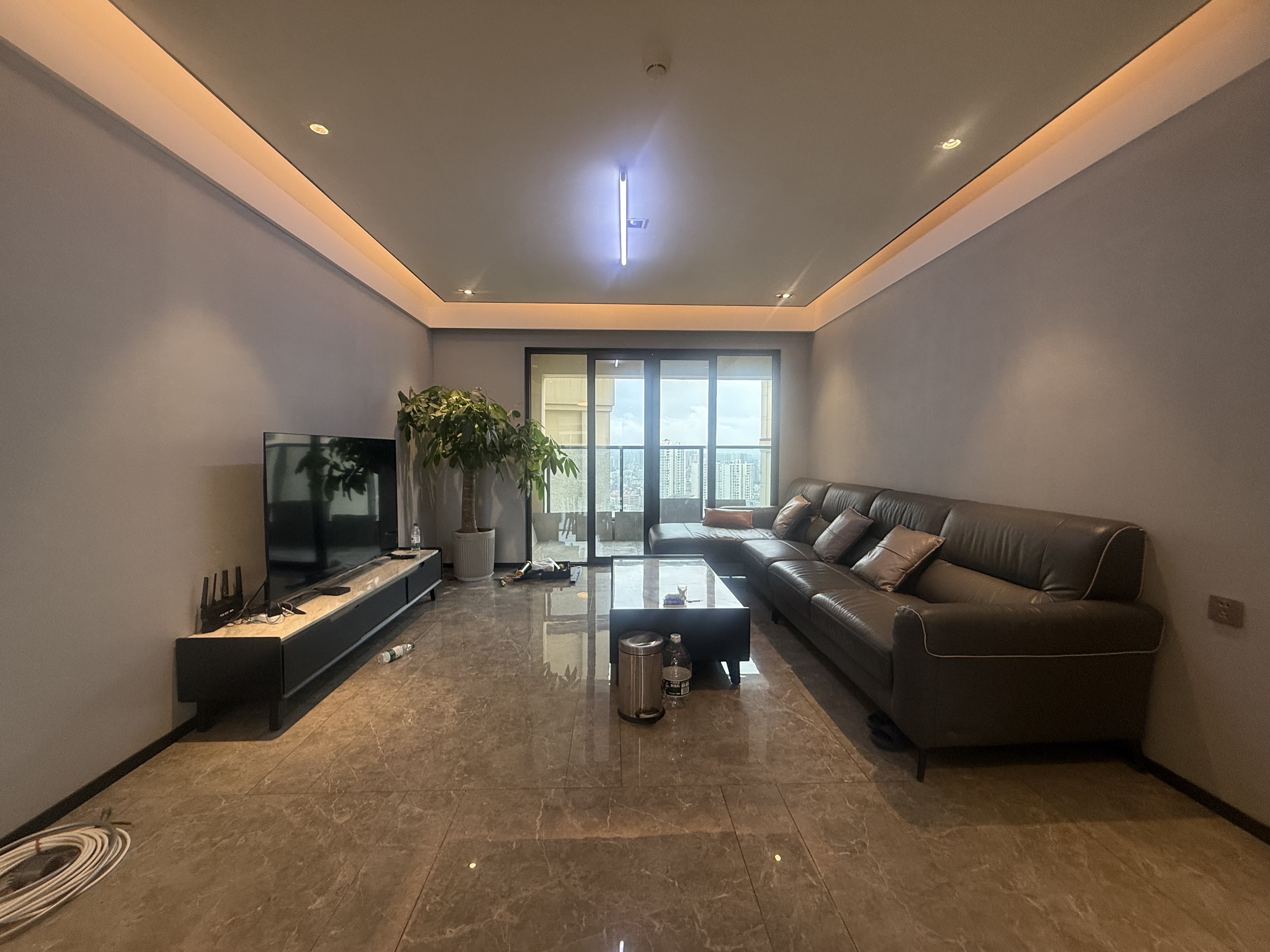 融创海口一号 4室2厅2卫 6000.00元/月 融创海口一号 4室2厅2卫 6000.00元/月室内图