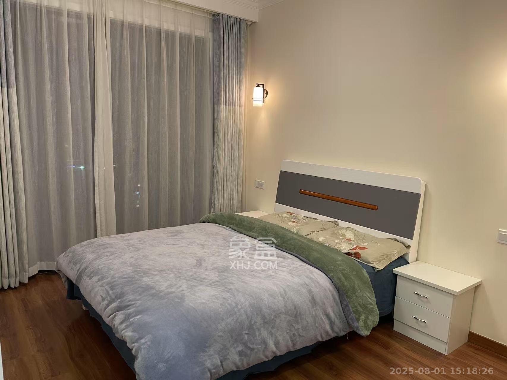 润芳园  4室2厅2卫    2800.0元/月室内图