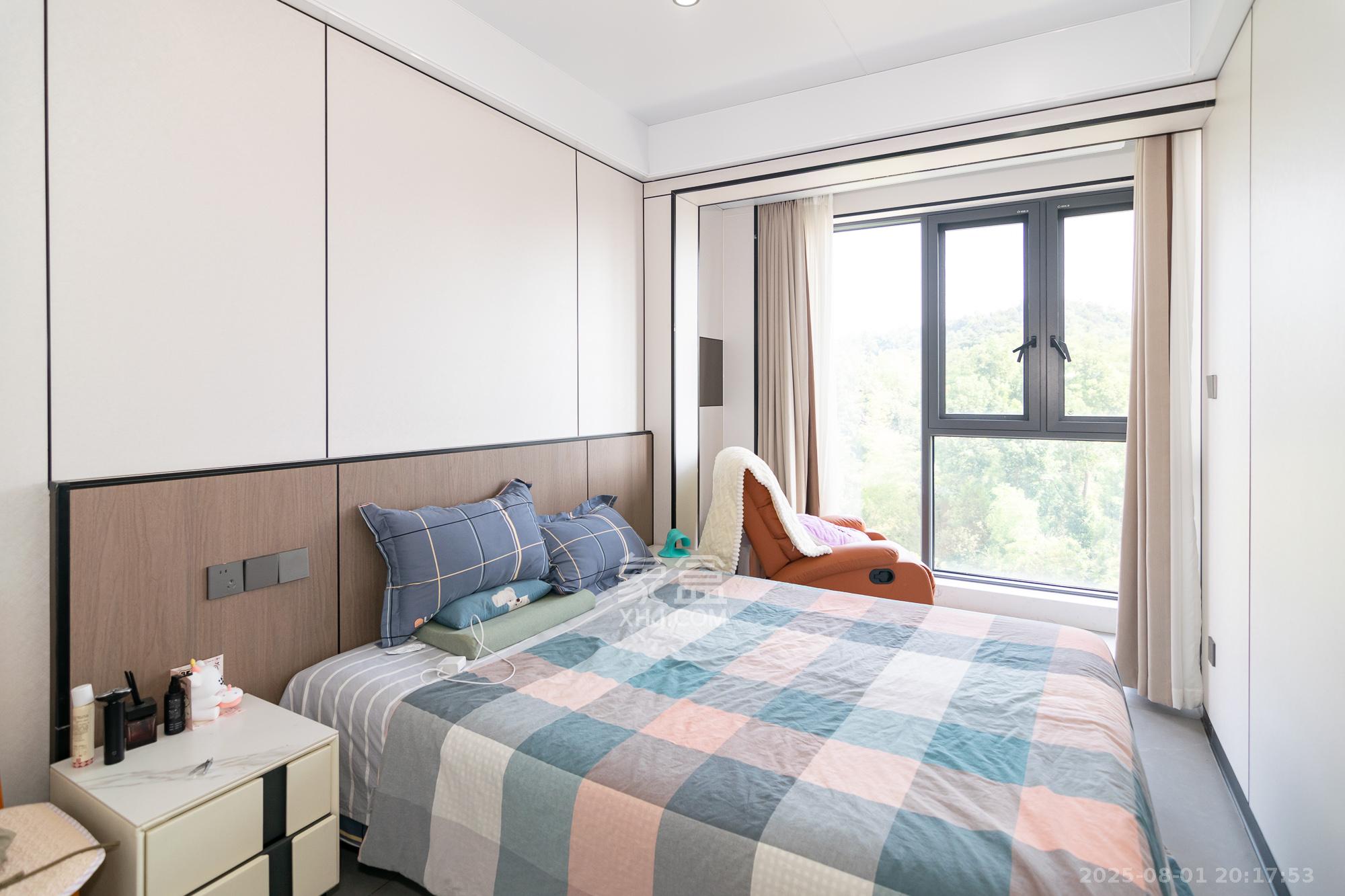 大汉汉府三期(大汉汉学府) 4室2厅2卫 124.0万 大汉汉府三期(大汉汉学府) 4室2厅2卫 124.0万卧室