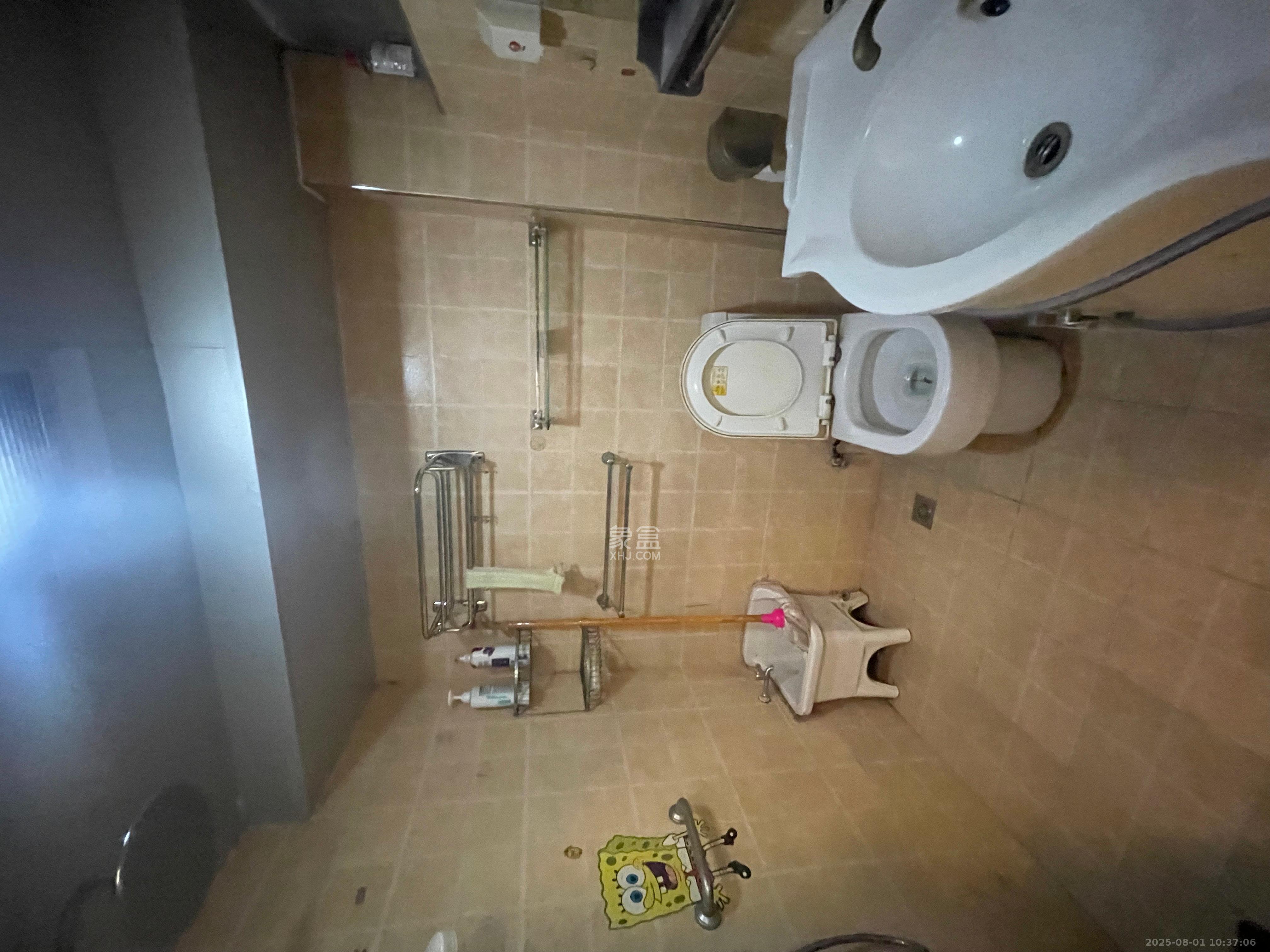 振湘小区 2室1厅1卫 1800.0元/月 振湘小区 2室1厅1卫 1800.0元/月室内图