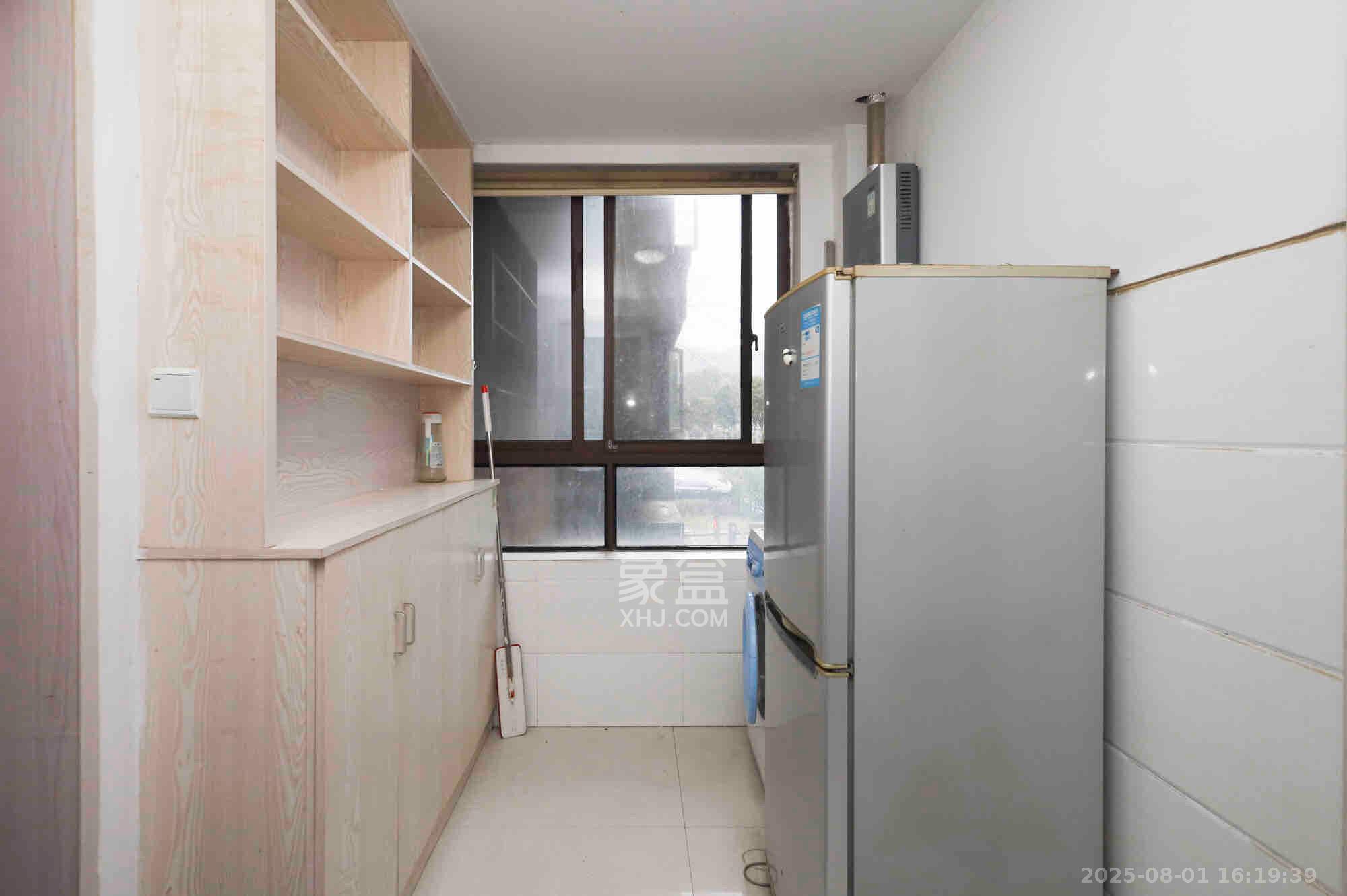 山语城二期 3室1厅1卫 1700.0元/月 山语城二期 3室1厅1卫 1700.0元/月室内图